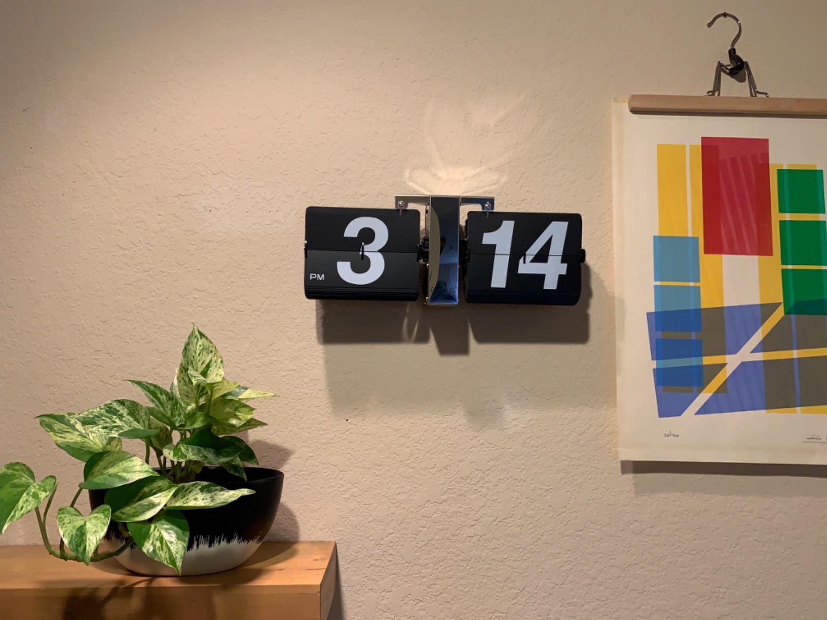 Betus Retro Style Flip Desk Shelf Clock - Classic Mechanical-Digital Display Battery Powered - Home & Office Decor 14 x 5.5 x 3.5 Inches customer photo 2