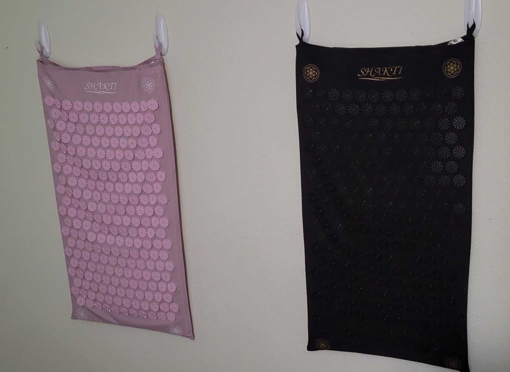 ShaktiMat Acupressure Mat for Tension Release & Relaxation, Level 2 Black | Organic Cotton & ABS Spikes customer photo 2