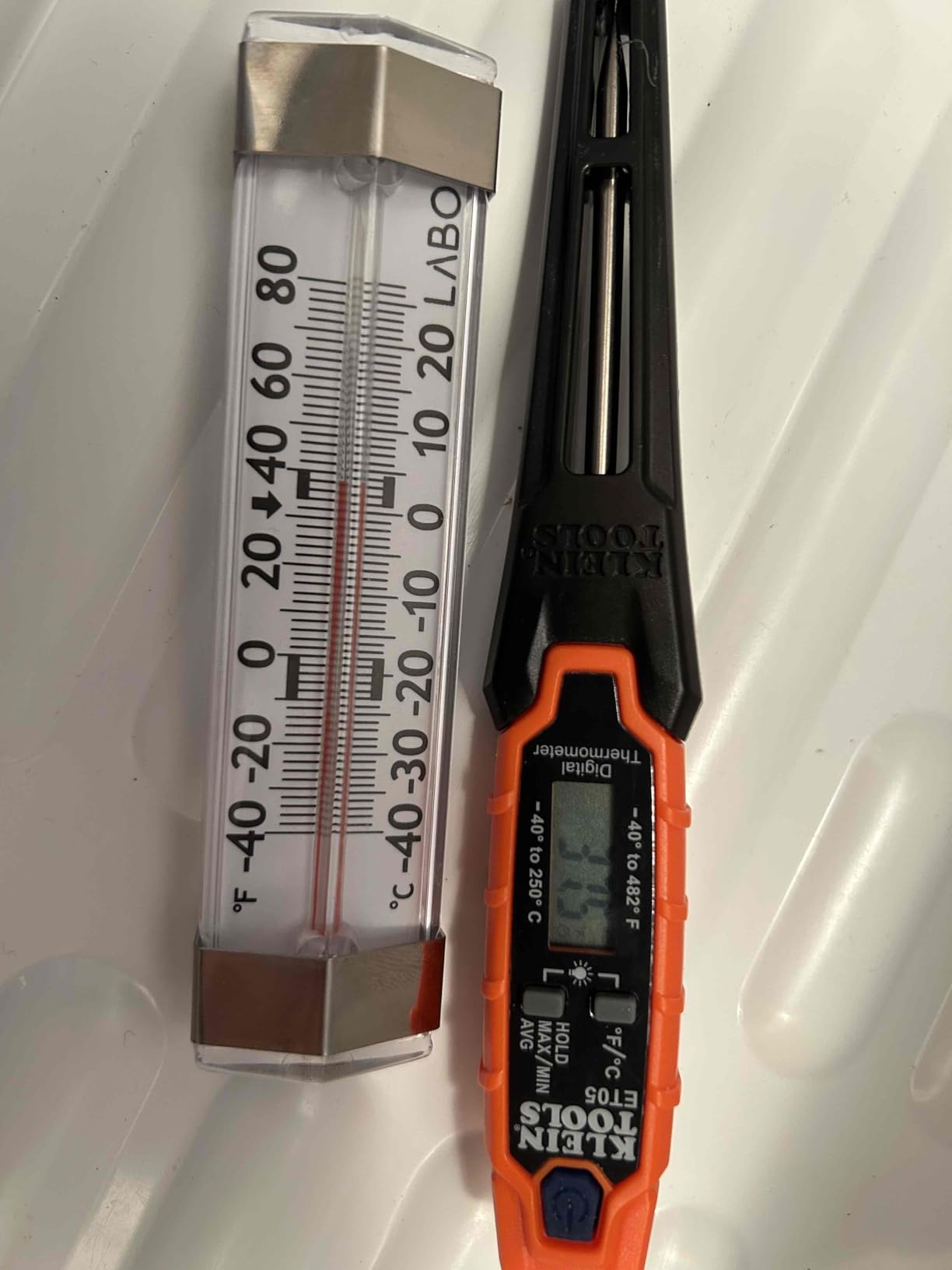 Klein Tools ET05 Digital Pocket Thermometer, HVAC Instant Read Thermometer with Backlit Display, Wide Measurement Range, Fahrenheit and Celsius customer photo 2