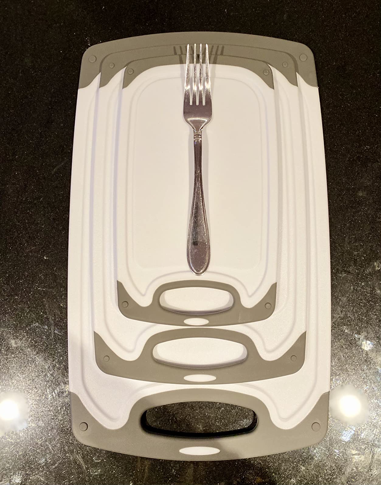 Cutting Boards for Kitchen - BPA-Free Chopping Board - Different Sizes & Non Slip Handles - Reversible, Large Cutting Board Set - Unique Gifts for Cooks Who Have Everything - 3-Pack Gray customer photo 2