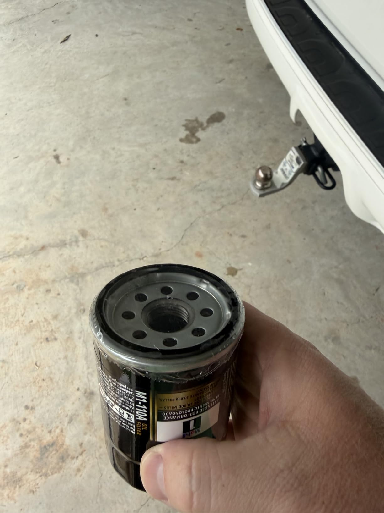 Mobil 1 Extended Performance Oil Filter, M1-110A | Synthetic Blend, High Efficiency 20,000 Mile Protection | 1 Pack customer photo 2