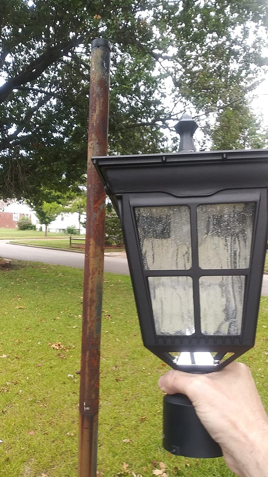 Solar Lamp Post Light, Cast Aluminium Waterproof LED with Glass Outdoor Dusk to Dawn Solar Post Light ST4311AQ for Pier Mount Pillar Gates Garden Pole Column Yard Path Driveway (Black, Lamp) customer photo 1