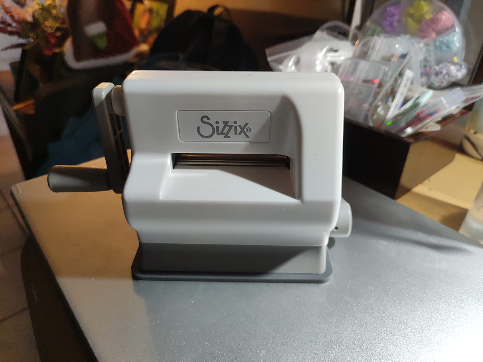 Sizzix Sidekick Starter Kit 661770 Portable Manual Die Cutting & Embossing Machine for Arts & Crafts, Scrapbooking & Cardmaking, 2.5