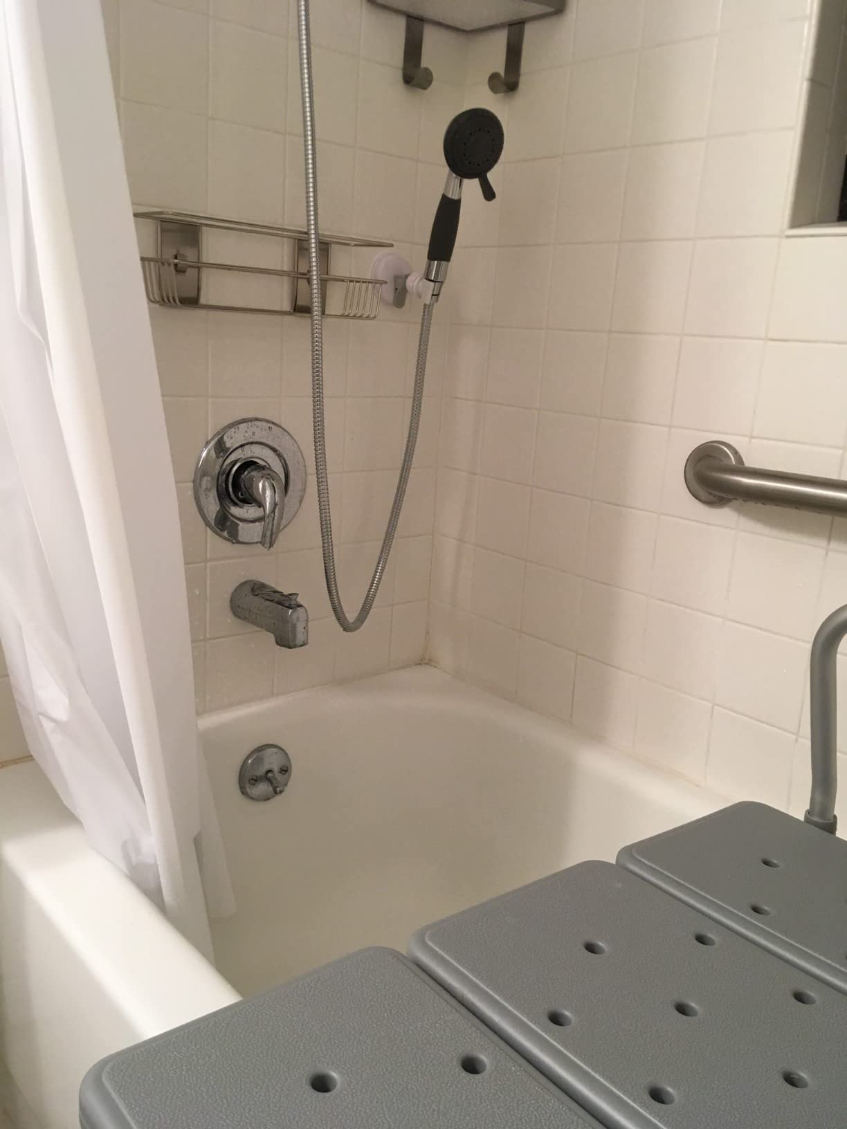 YOO.MEE ADA Handheld Shower, Fits Elderly and People Disabled in Action | Big-button Turning, Silicone Grip, Pause Setting, for Parkinson, Arthritis, 79 Inch Stainless Steel Hose Included, Chrome customer photo 2