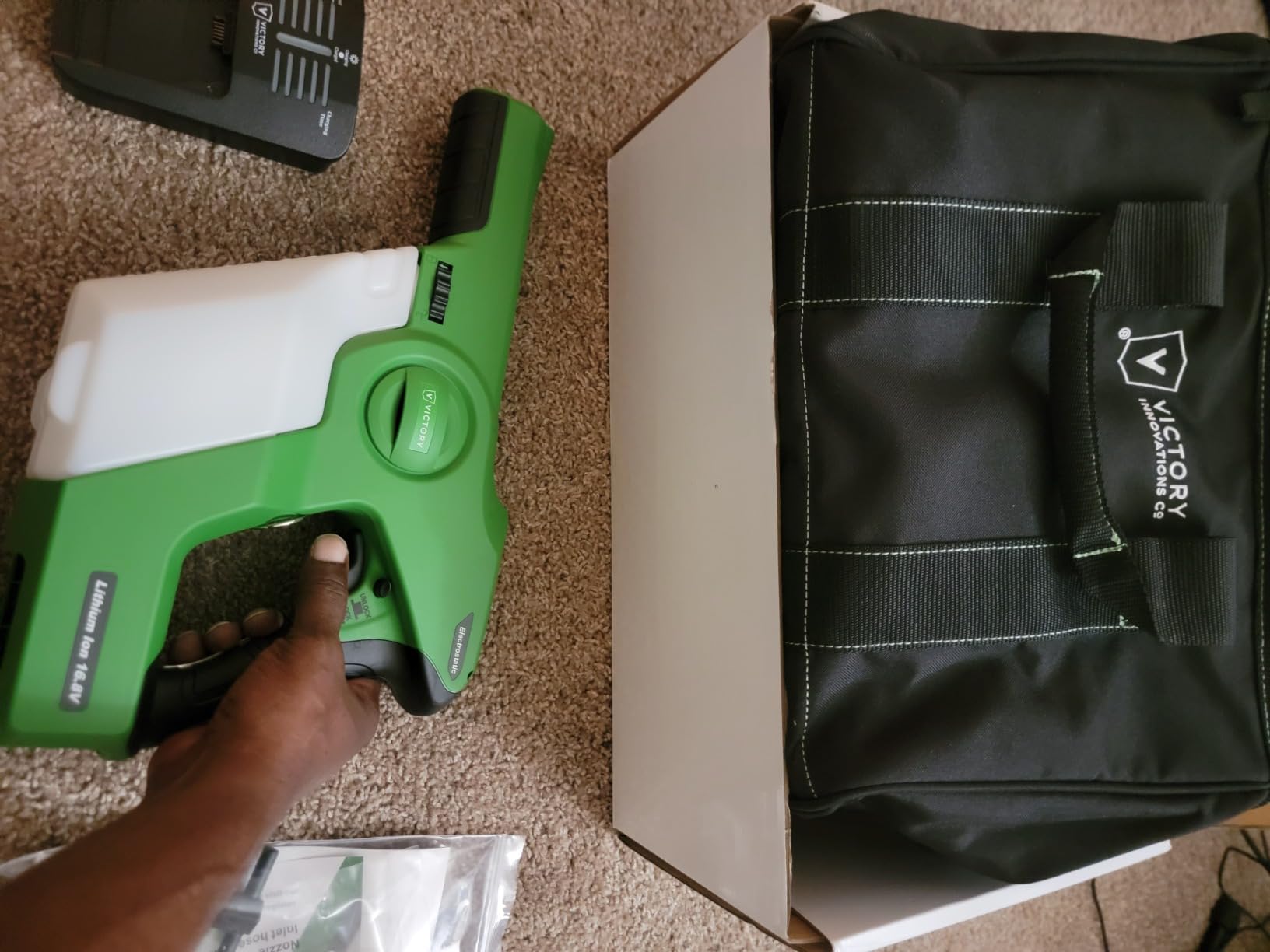 Victory Innovations Cordless Electrostatic Handheld Sprayer for Disinfectants and Sanitizers, 360 Degree Coverage, 3-in-1 Nozzle, Easy Fill Tank Covers 2,800 Sq Ft, Green, 33.8 Fl Oz (Pack of 1), (VP200ESK) customer photo 1