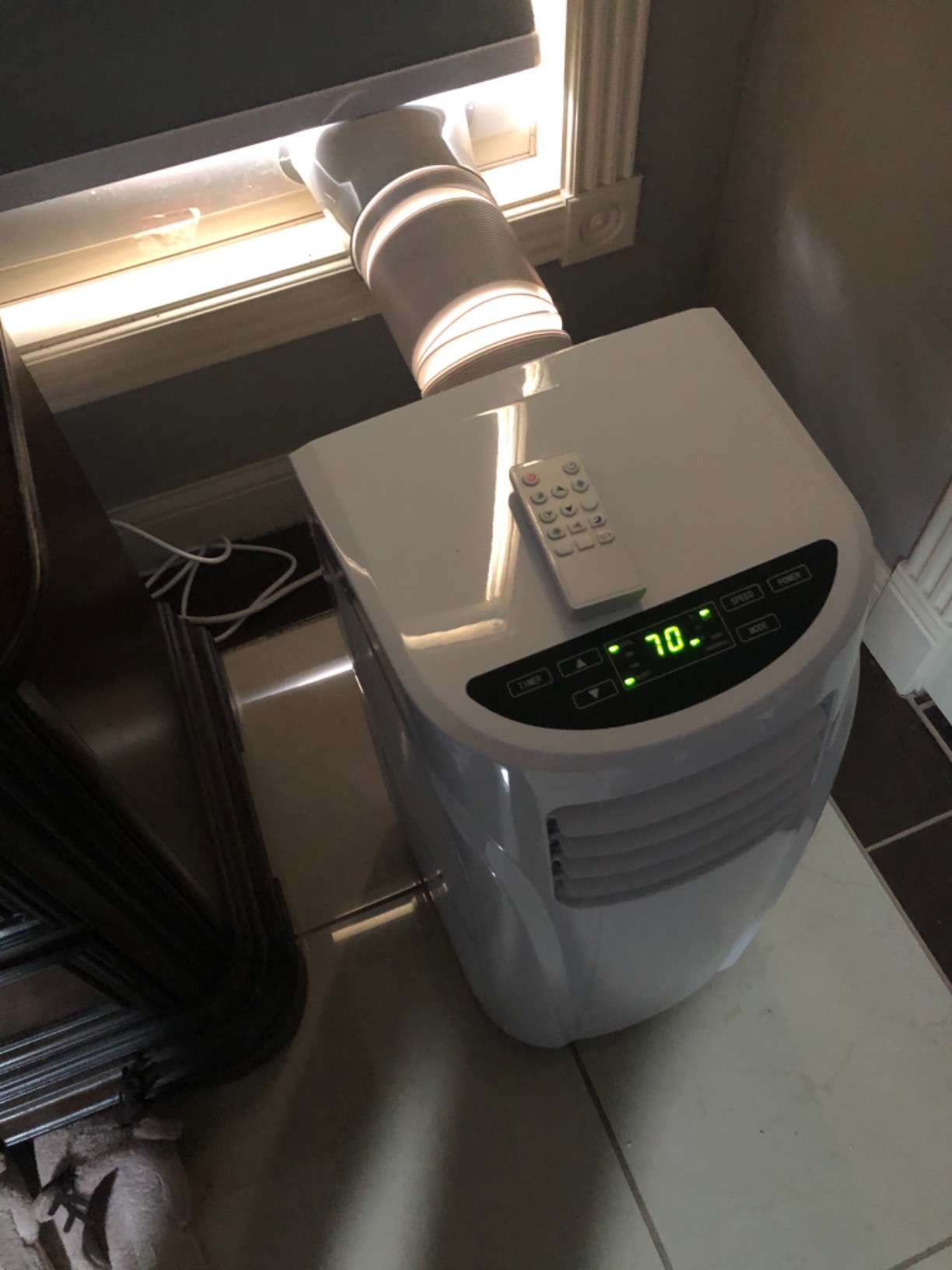 COSTWAY Portable Air Conditioners, 8000 BTU Air Conditioner Unit spaces up to 230 Sq.Ft with Remote Control Dehumidifier Function Window Wall Mount, 4 Caster Wheel, Sleep Mode and 2 Fan Speed customer photo 2