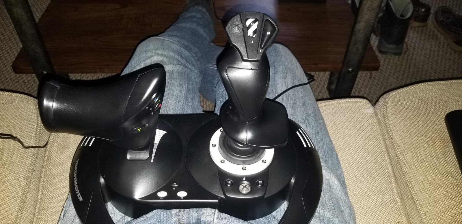 Thrustmaster T-Flight Hotas One Flight Stick & Throttle - XBOX & PC | Detachable design, Officially licensed, adjustable resistance, responsive trigger, 14 programmable buttons, dual rudder customer photo 1