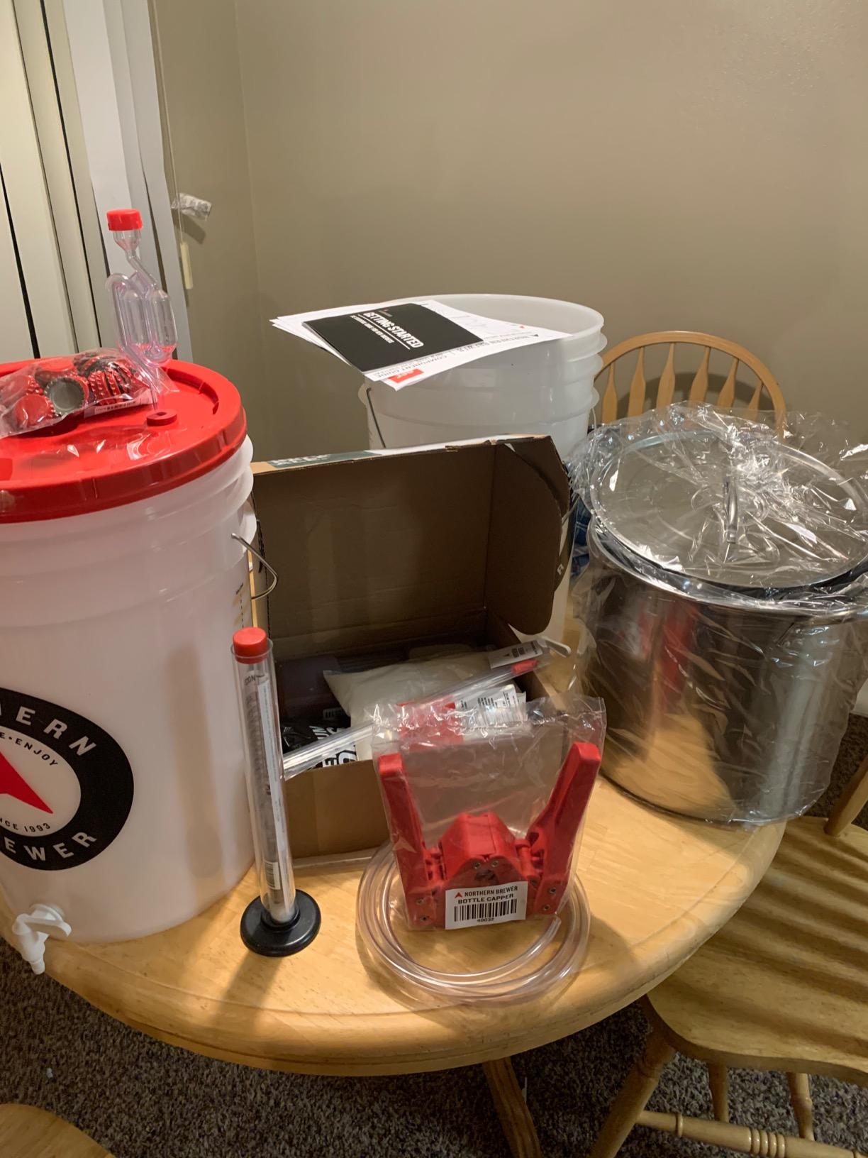 Northern Brewer Homebrewing Starter Kit w/Equipment, Chinook IPA, 5 Gal customer photo 1