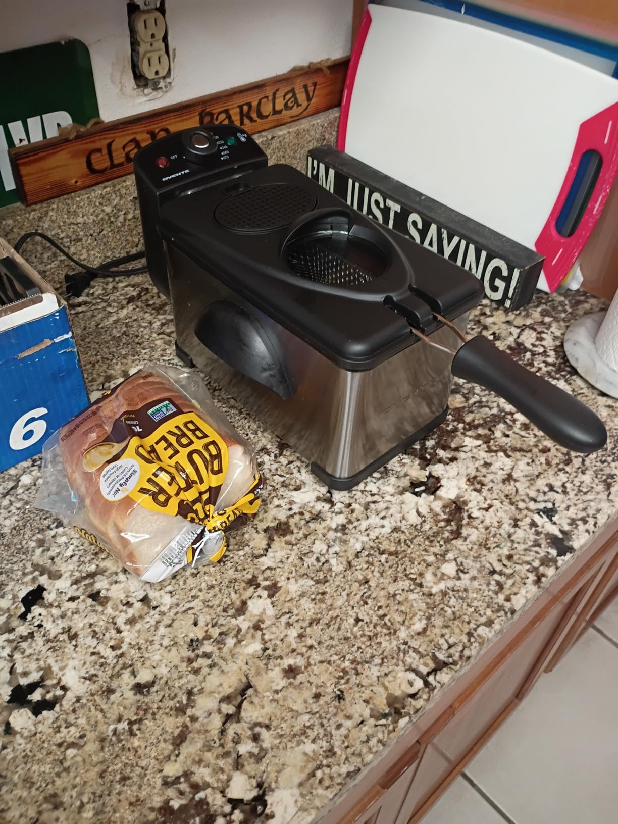 OVENTE Electric Deep Fryer, 2L Capacity, 1500W, Silver FDM2201BR | Lid w/ Viewing Window and Odor Filter, Adjustable Temperature, Removable Frying Basket and Easy to Clean Stainless Steel Body customer photo 2