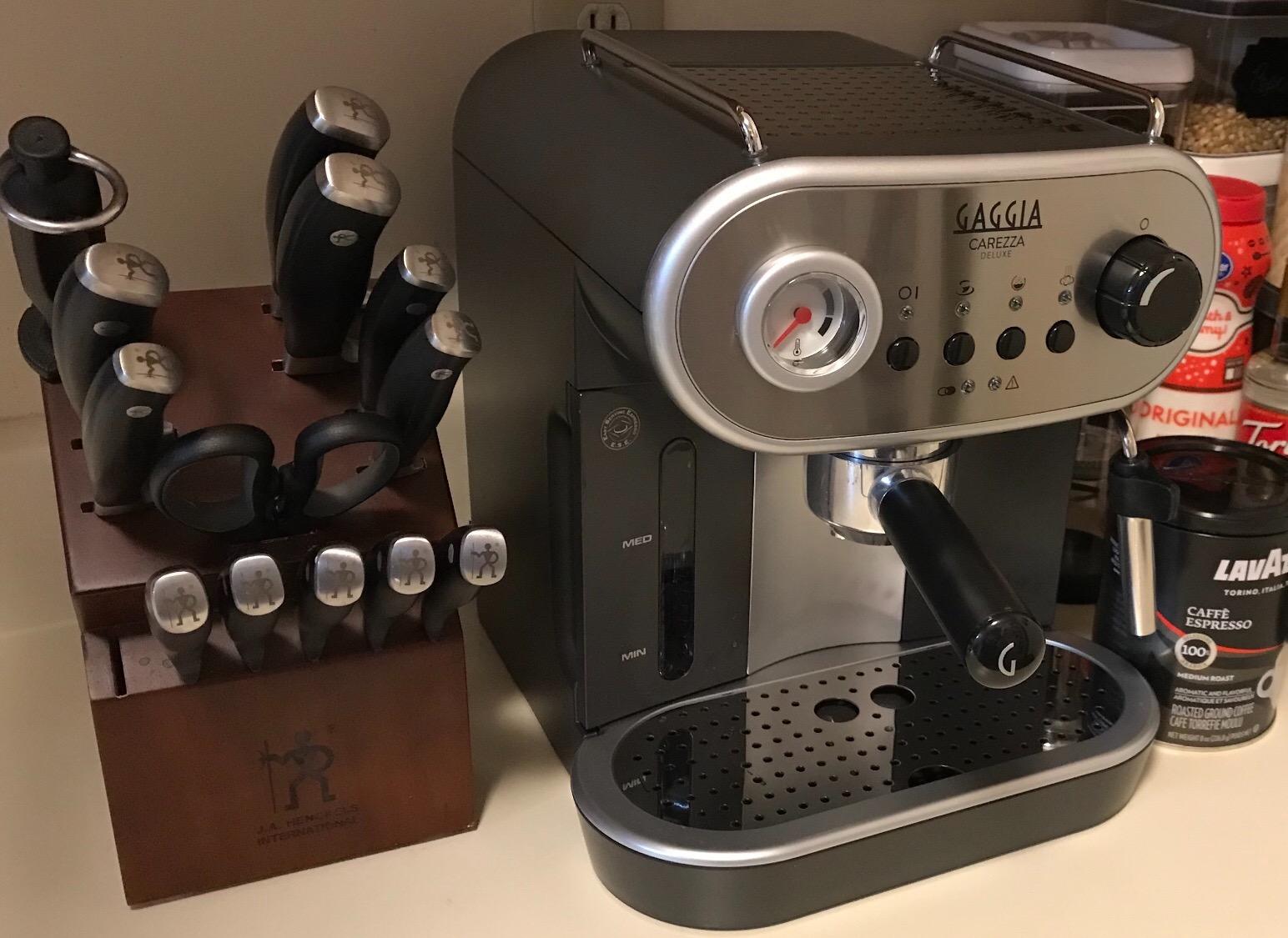 Gaggia Carezza De Luxe Espresso Machine, 47 oz, Silver customer photo 2