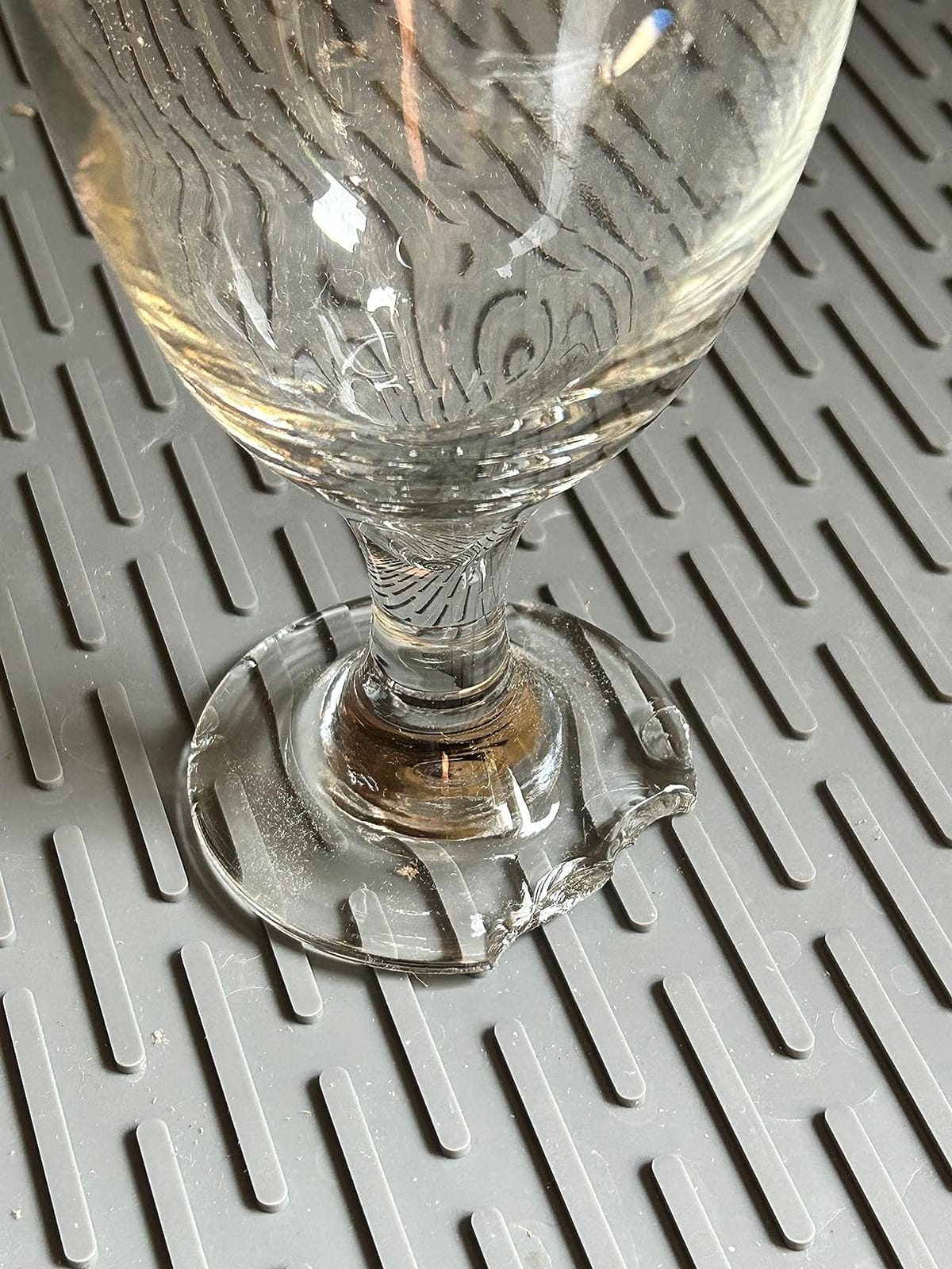 Libbey Modern Bar Highball Glasses Set of 6 and Pitcher, Tall, Bold Cocktail Glass, Pitcher Set, Glassware Sets for Boozy Brunch, Breakfast and More customer photo 2