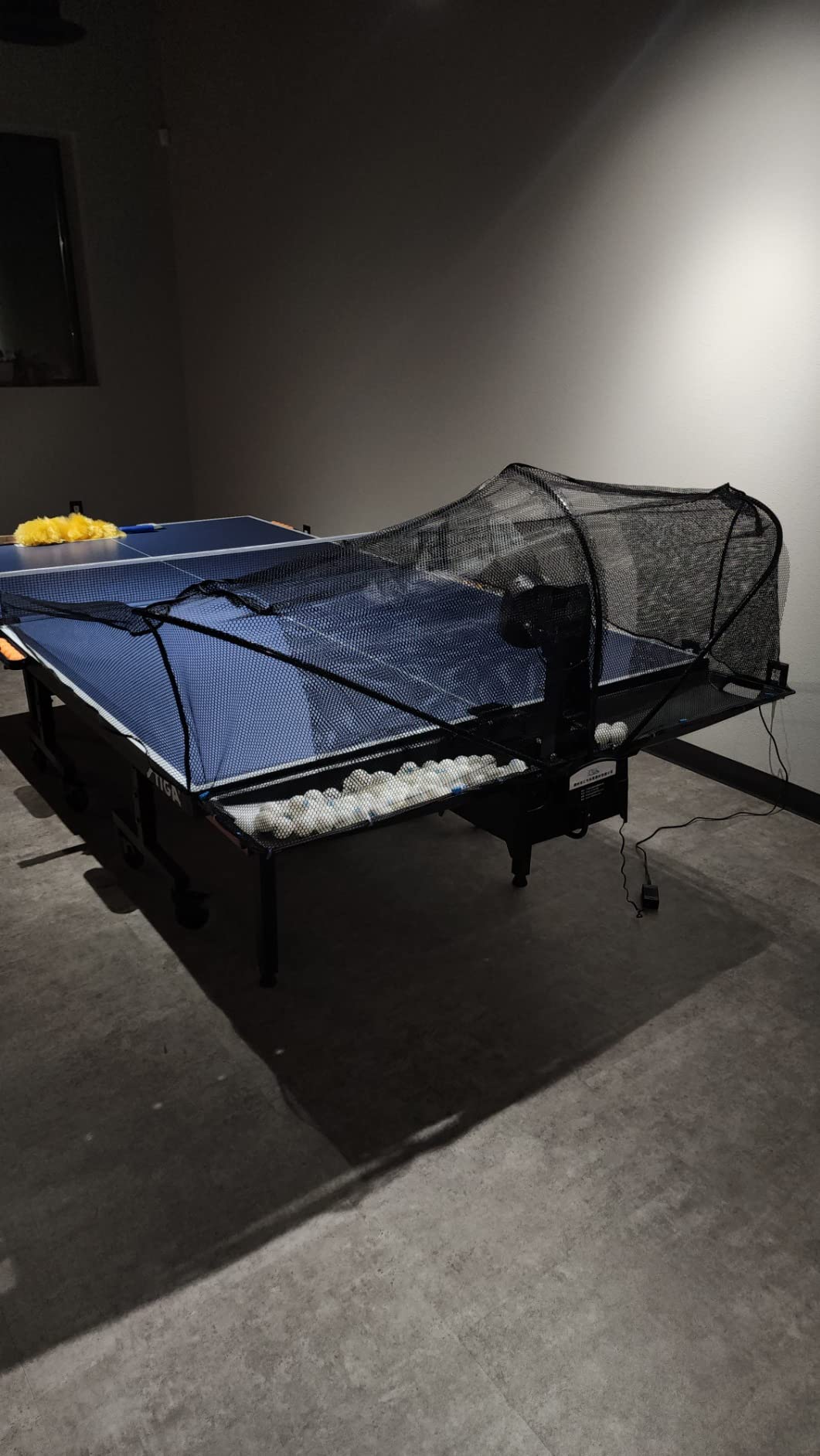 Ping Pong Robot Machine with 36 Different Spin Balls Table Tennis Robots Automatic Ball Machine for Training customer photo 1