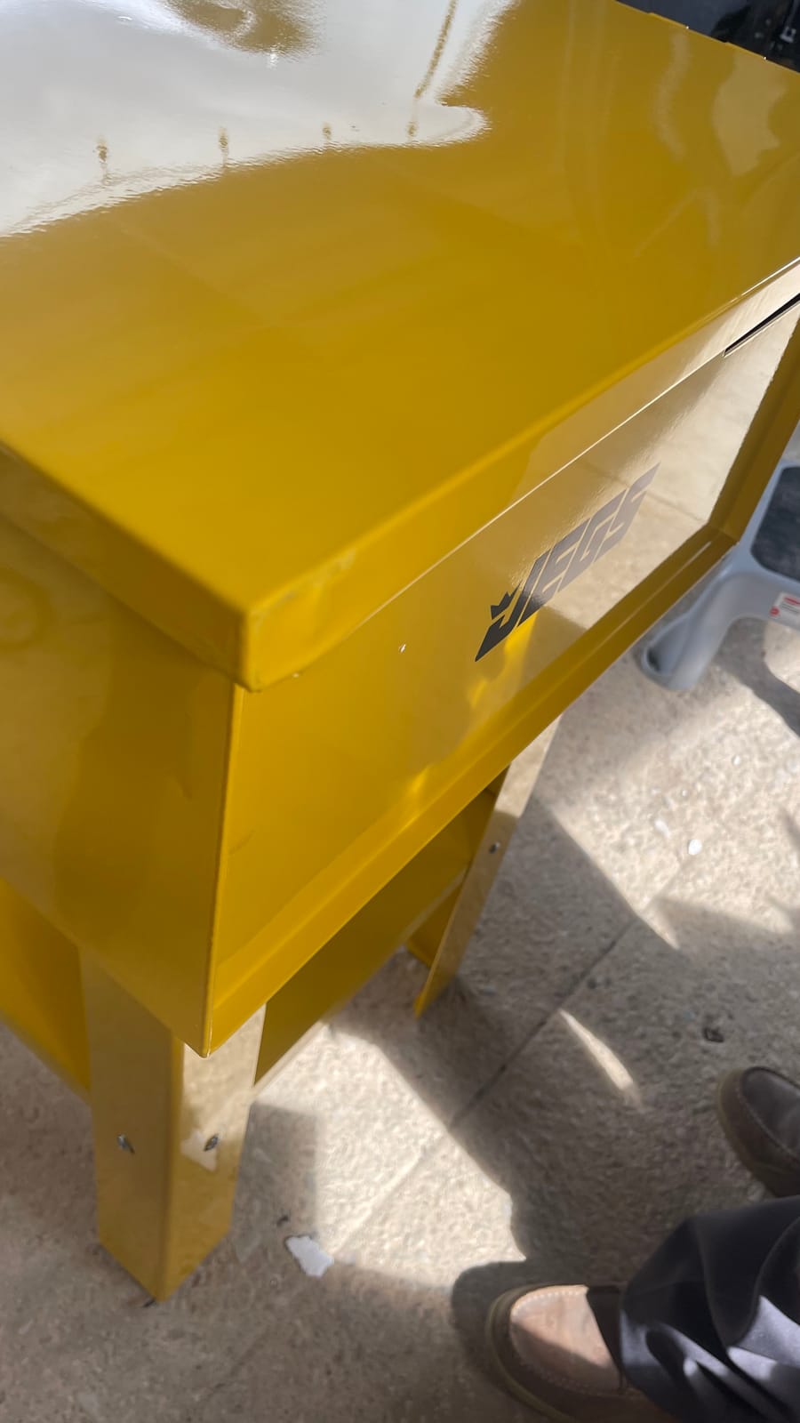 JEGS 40-Gallon Parts Washer | 24 Gallon Solvent Capacity | 5 Gallon Per Minute Max Pump Output | Heavy Duty Steel | Powder Coated Yellow or Black with JEGS Logo customer photo 1