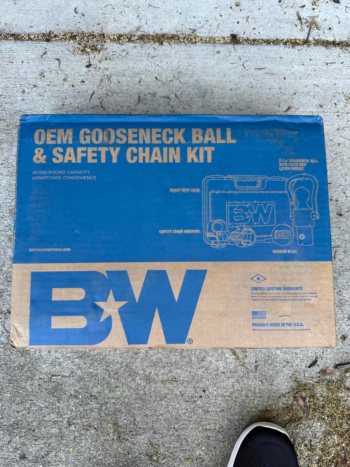 B&W Trailer Hitches American-Made OEM Gooseneck Ball & Safety Chain Kit for Ford, GM, Nissan - GNXA2061 customer photo 1