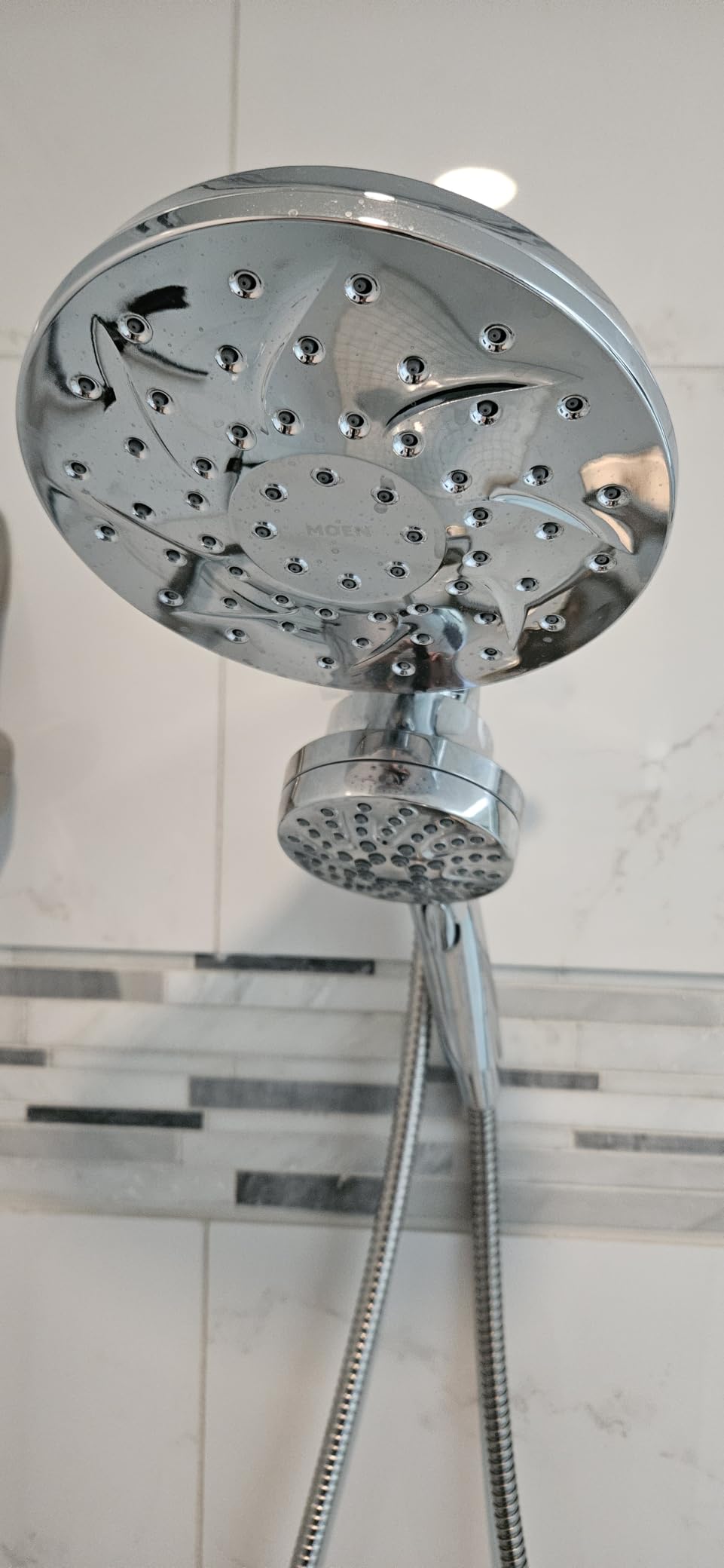 Moen 26009 Engage Chrome Magnetix 2-in-1 Combo Rain Showerhead customer photo 1