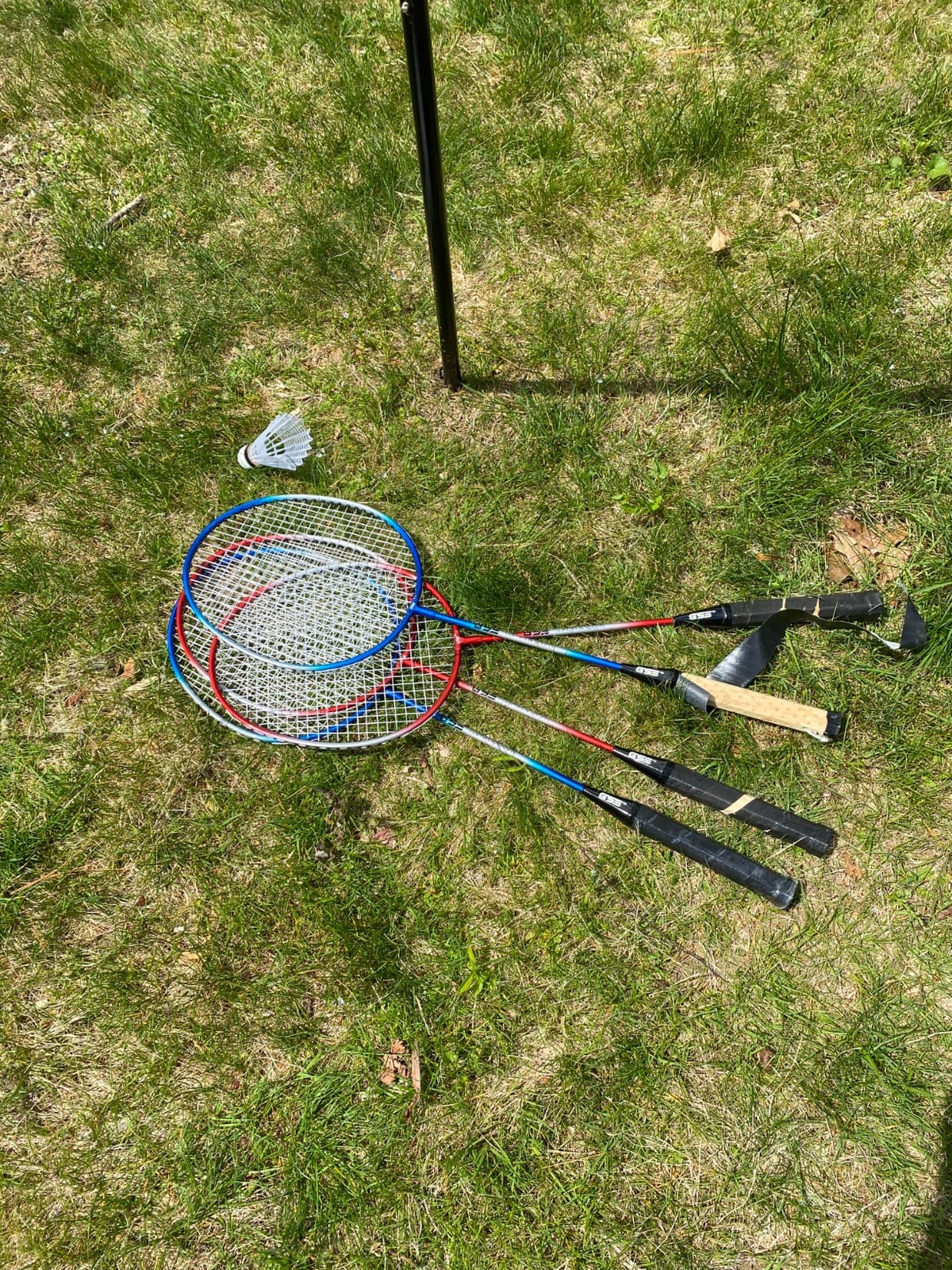 GSE Games & Sports Expert Outdoor Badminton Complete Set with Badminton Net, 4 Rackets, 3 Shuttlecocks & Carry Bag. Outdoor Yard Lawn Game Set for Backyard, Park, Beach customer photo 2