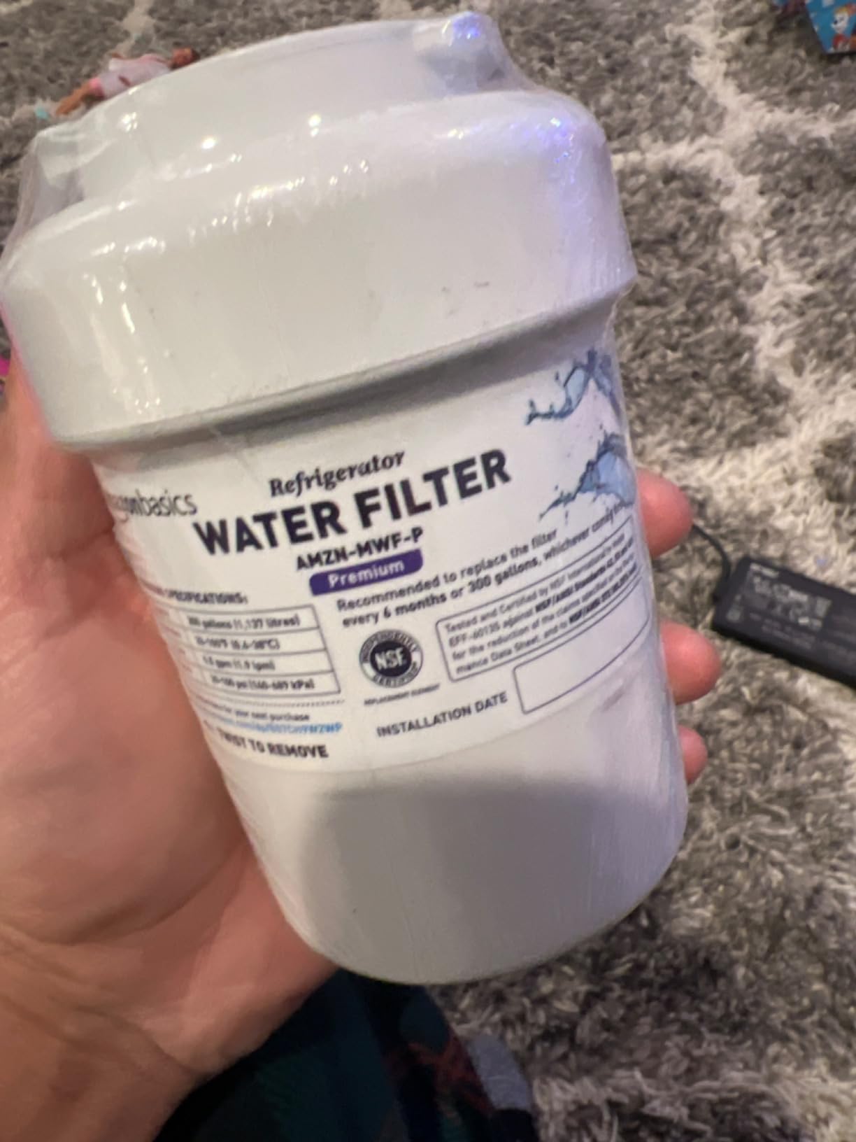 Amazon Basics Replacement Water Filter Cartridge Compatible with GE MWF Refrigerator, Easy to Install, NSF/ANSI 42 Certified, Reduces Lead, 1-Pack customer photo 1