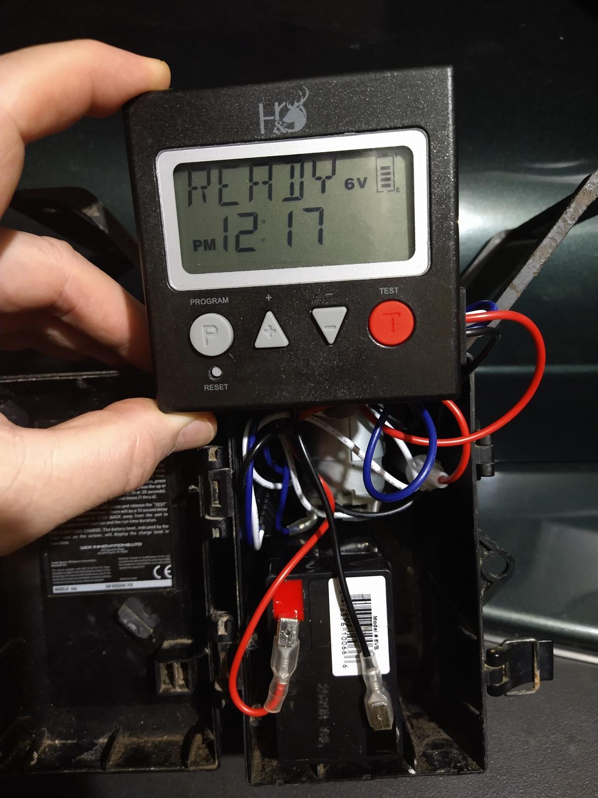 Highwild 6V/12V Universal Game Feeder Digital Timer customer photo 1
