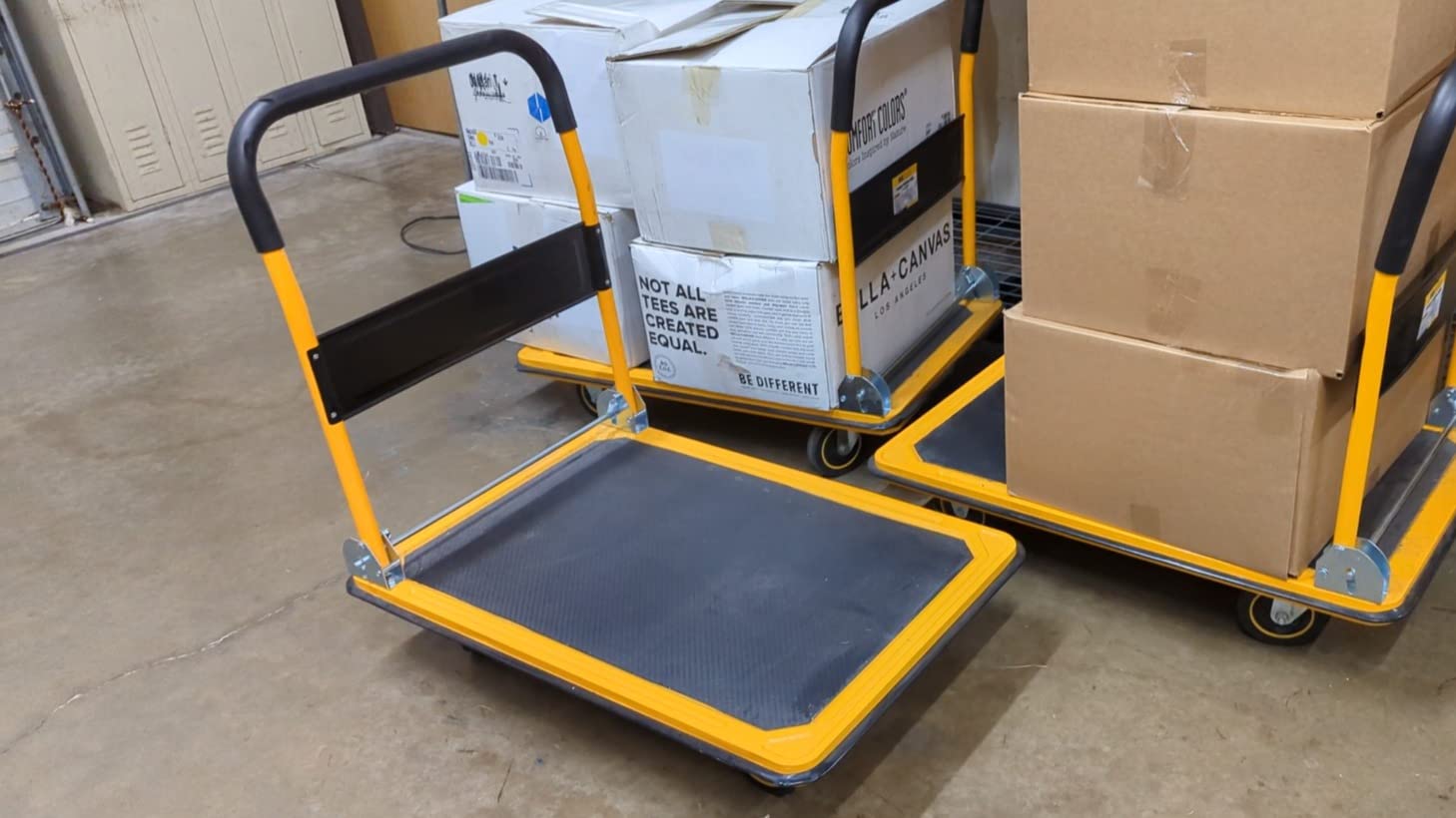 MaxWorks 80877 Foldable Platform Truck Push Dolly 660 lb. Weight Capacity customer photo 2