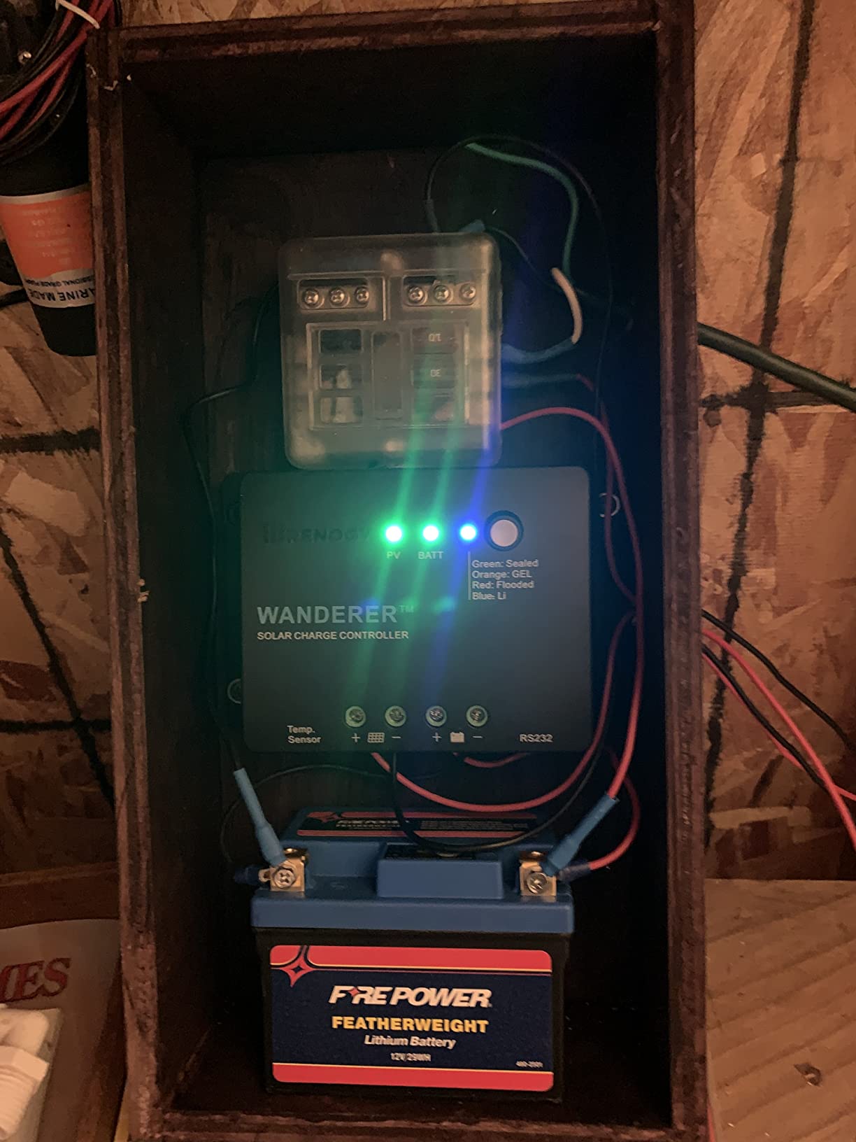 Renogy Wanderer Li 30A PWM Solar Charge Controller 12V for Solar Panels | 25V PV input, LED, AGM/Gel/Flooded (auto), Li (manual), overcharge/short protection, negative ground, temp comp, for RVs customer photo 1