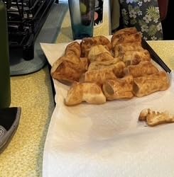 EUICAE Cannoli Tubes, 5 inch Large Stainless Steel Cannoli Forms Non-stick cream horn Danish Pastry Molds for Croissant Shell Cream Roll Pack of 15 customer photo 1