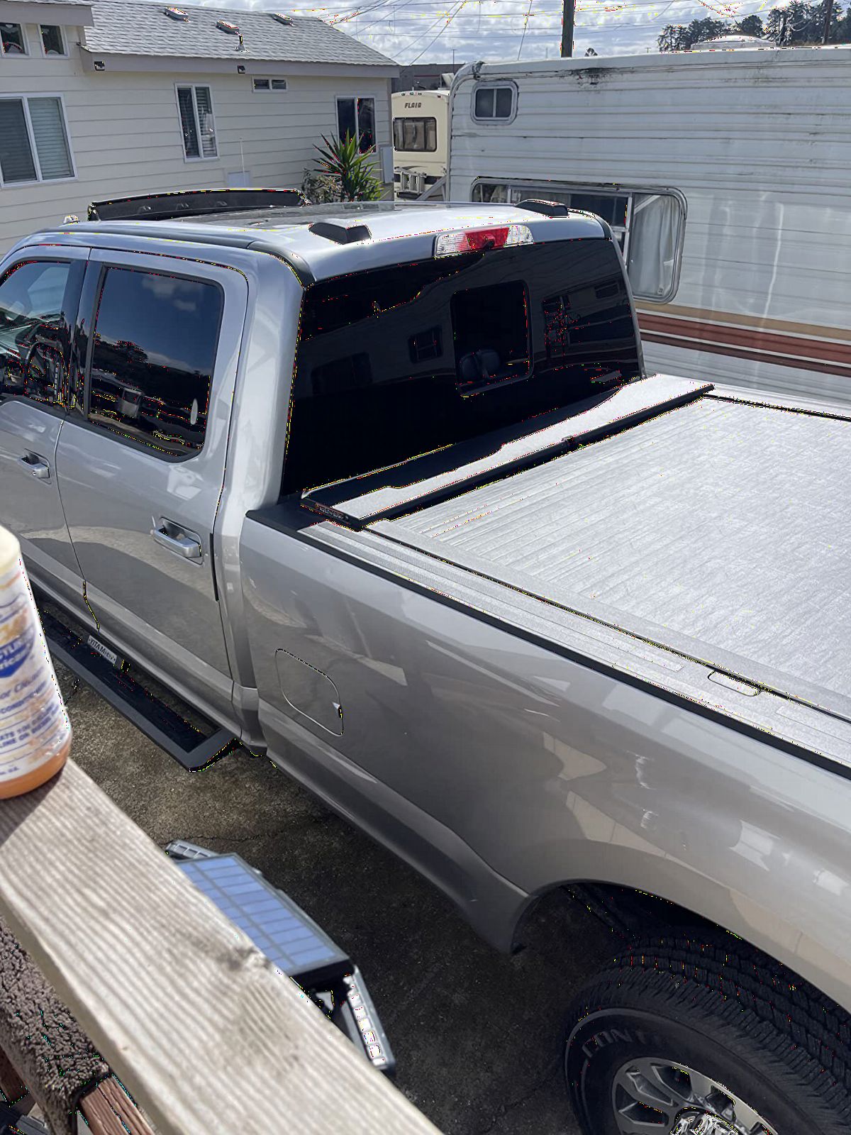 RealTruck Roll-N-Lock M-Series Retractable Truck Bed Tonneau Cover | LG223M | Fits 2019 - 2025 Chevy/GMC Silverado/Sierra, works w/ MultiPro/Flex tailgate (w/o Carbon Pro Bed) 5' 10