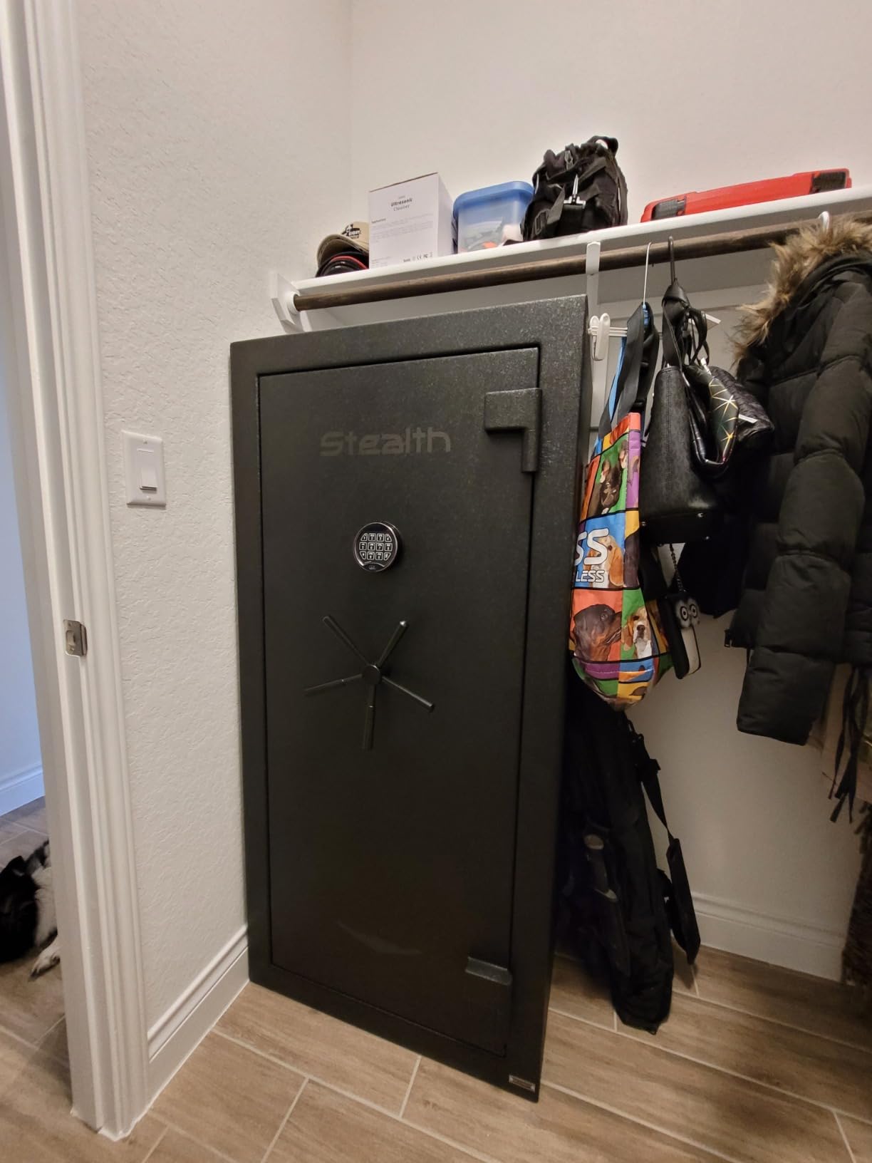 Stealth UL28 Gun Safe 28 Long Gun Capacity with Handgun Storage, 1 Hour Fire Protection & UL RSC Burglary Rating customer photo 2