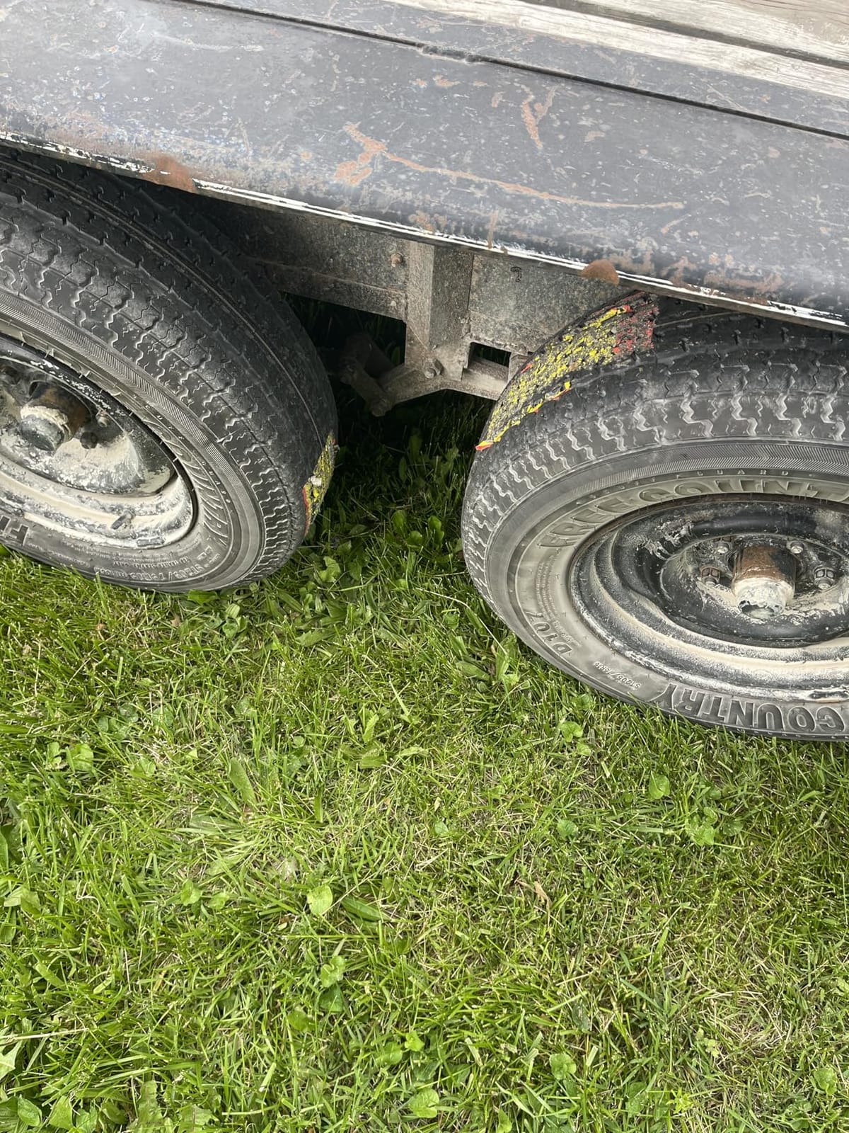 Free Country HD Trailer Tires ST205/75R15 10PR LRE 111N w/Scuff Guard, Set4 | Heavy Duty 2400lbs Capacity Steel Belted Radial Load Range E Speed Rating N 88 MPH w/Featured Side Scuff Guard customer photo 1