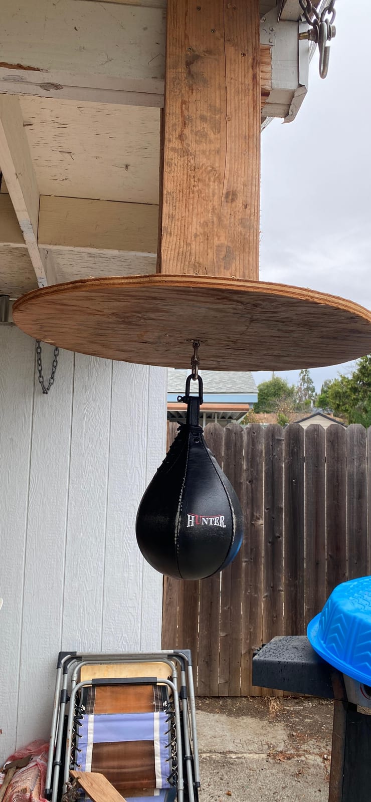 Hunter Leather Speed Bag for Boxing, Premium Cowhide Punching Speed Bag with Swivel, Lightweight Bladder for Fast Rebounds & Reflex Training customer photo 2