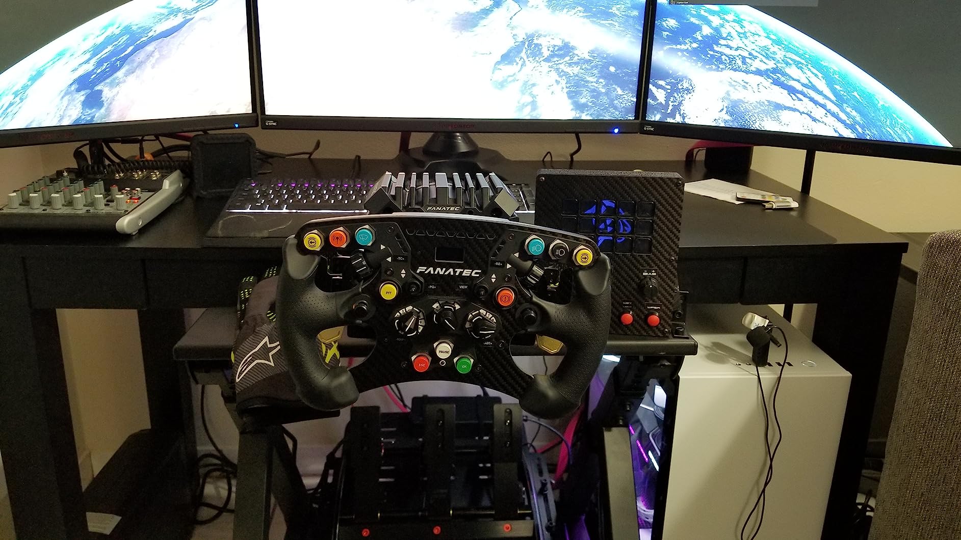 Next Level Racing GTTrack Simulator Cockpit (NLR-S009) customer photo 1