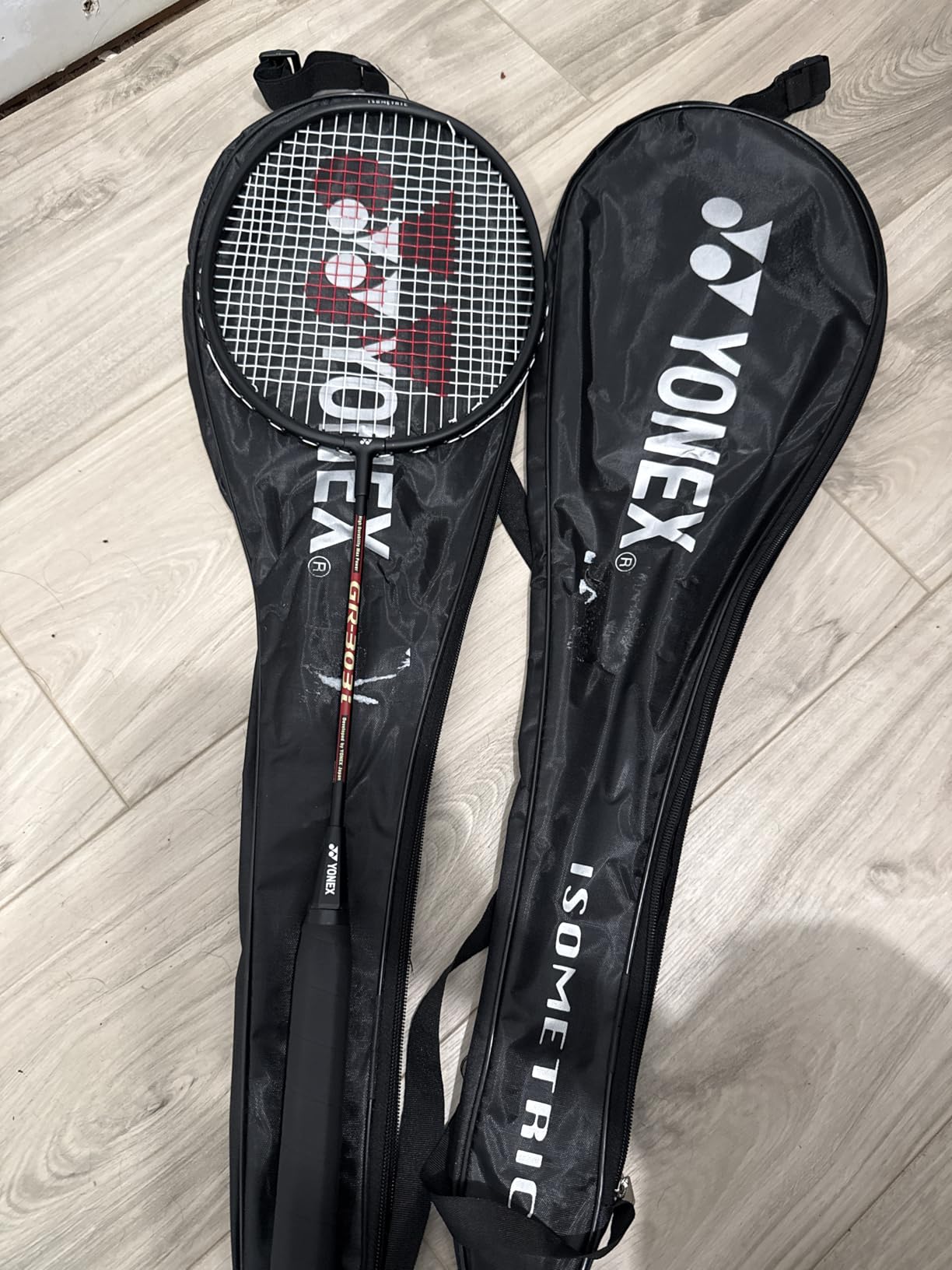 Yonex GR 303 Combo Badminton Racquet with Full Cover, Set of 2 customer photo 1