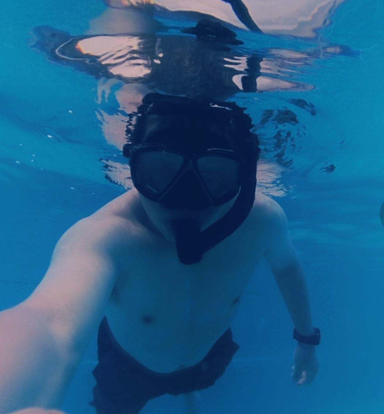 Cressi Panoramic Wide View Mask & Dry Snorkel Kit for Snorkeling, Scuba Diving - Pano 4 & Supernova Dry: Designed in Italy customer photo 2