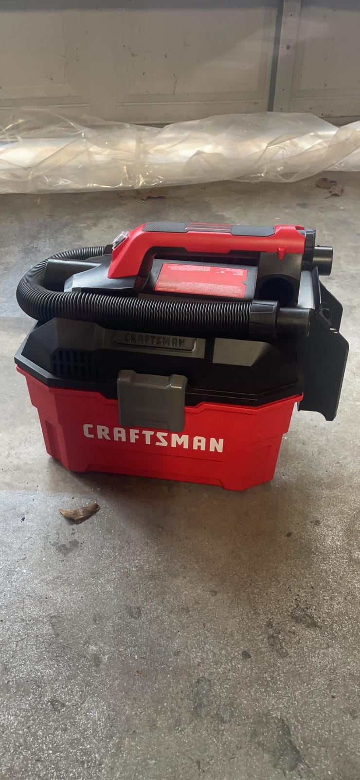 CRAFTSMAN CMCV002B 20V Max 2 gallon Wet Dry Vac (Tool Only) - Amazon Vine customer photo 1