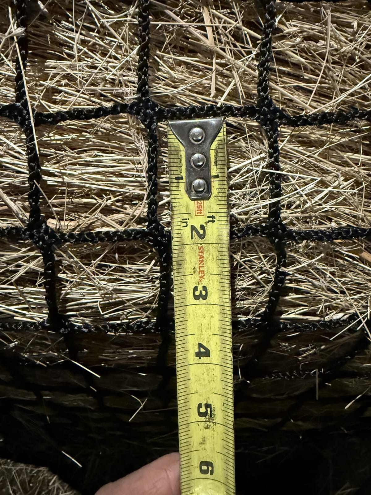 KNOTLESS Heavy Duty 5mm Thick Round Bale Slow Feed Hay Net 6x6 (Hole Size 2.5 inches) customer photo 2