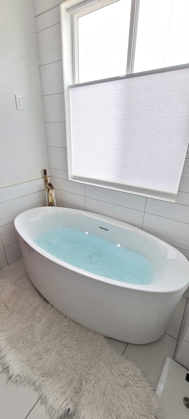 Wowkk Freestanding Bathtub Faucet Waterfall Tub Filler Brushed Nickel Floor Mount Brass Single Handle Bathroom Faucets with Hand Shower customer photo 1