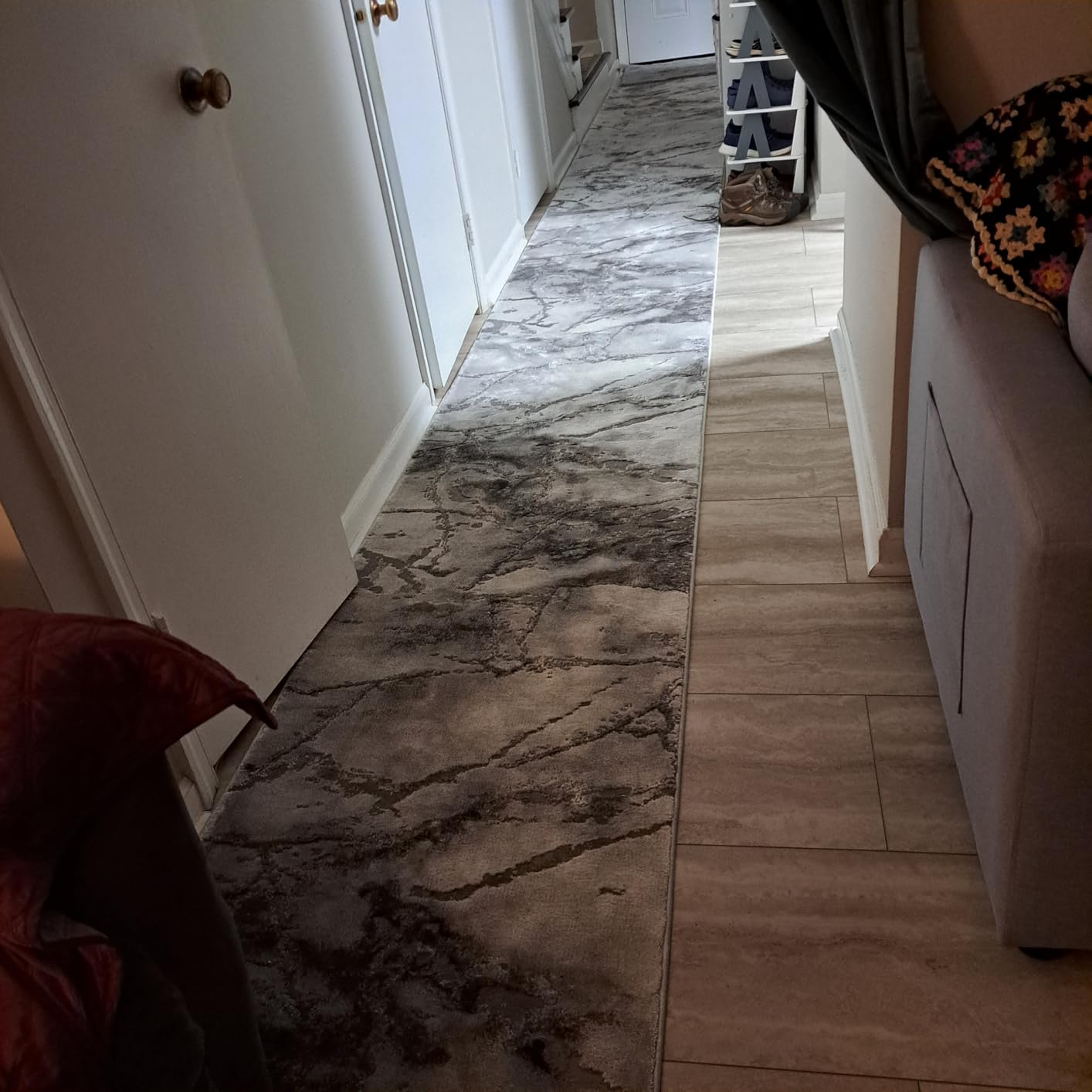 SAFAVIEH Area Rug 8x10 - Craft Collection - Large - Grey & Gold, Modern Abstract Design, Non-Shedding & Easy Cleaning, Ideal for Living Room, Bedroom, Office, Dining Space (CFT877F) customer photo 2