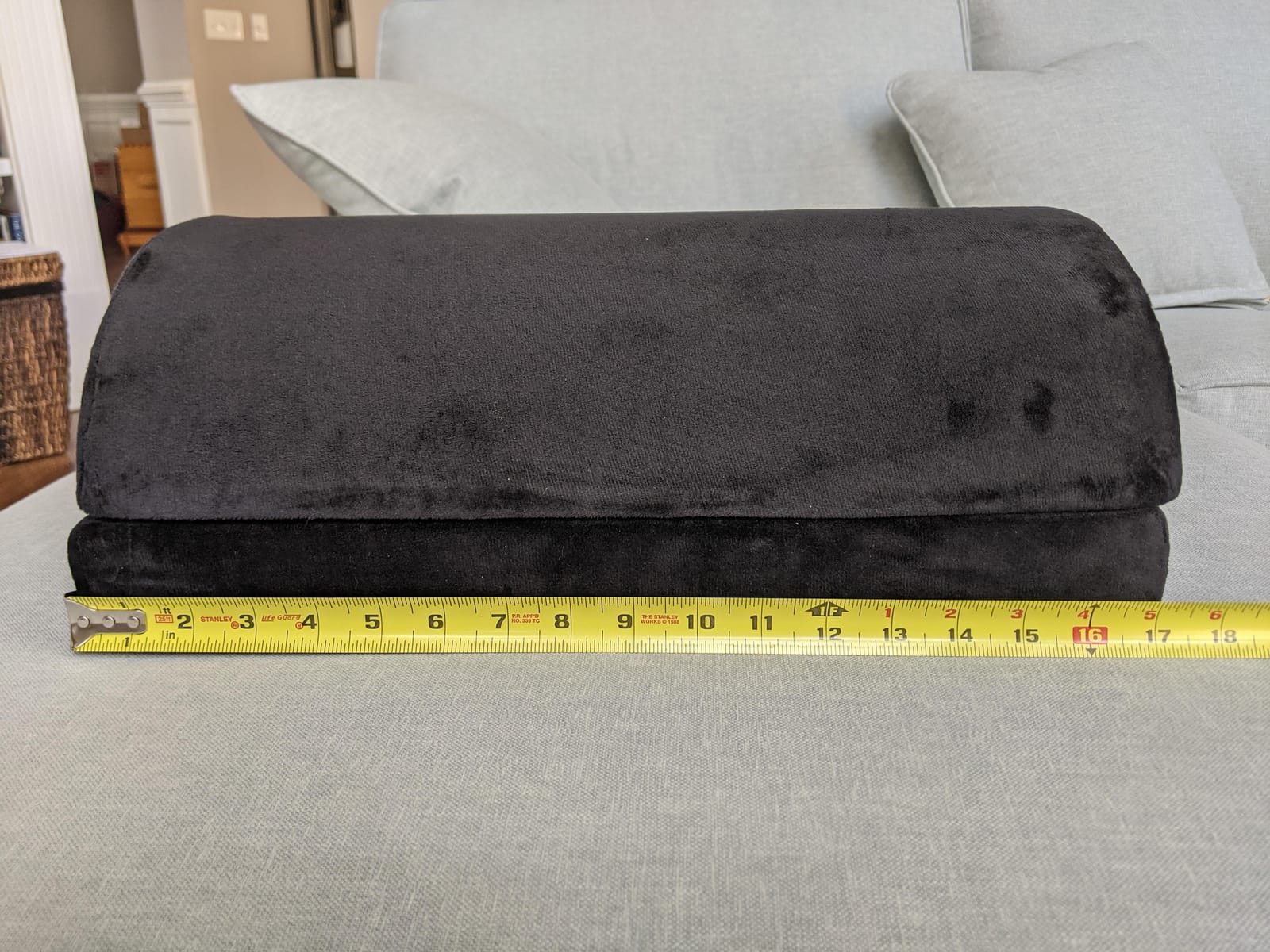 ErgoFoam Foot Rest for Under Desk at Work Adjustable - Chiropractor-Endorsed, High-Density Foam, Velvet (Black) customer photo 1