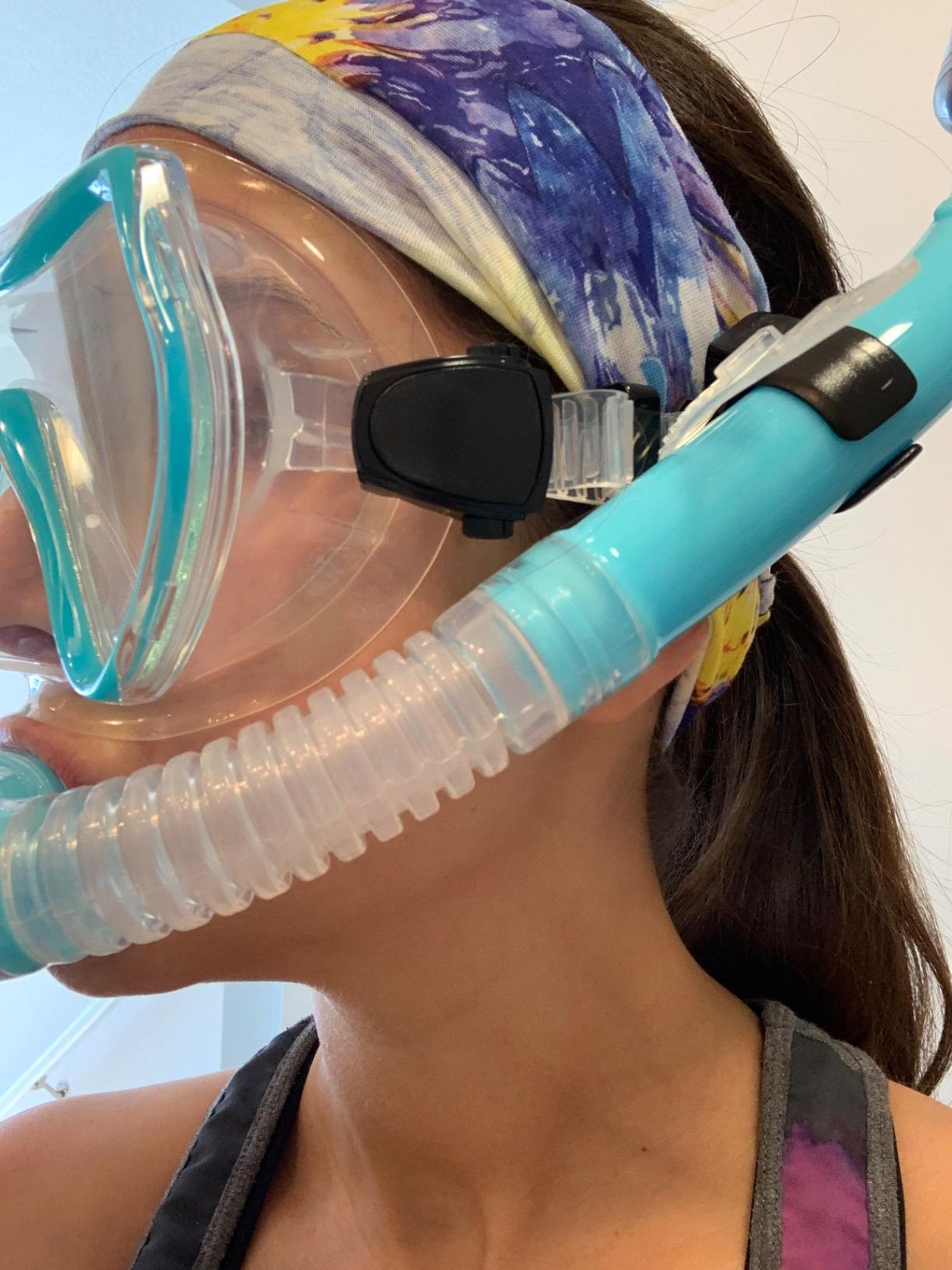 ZEEPORTE Mask Fin Snorkel Set, Travel Size Snorkeling Gear for Adults with Panoramic View Anti-Fog Mask, Trek Fins, Dry Top Snorkel and Gear Bag for Swimming Training, Snorkeling Kit Diving Packages customer photo 1