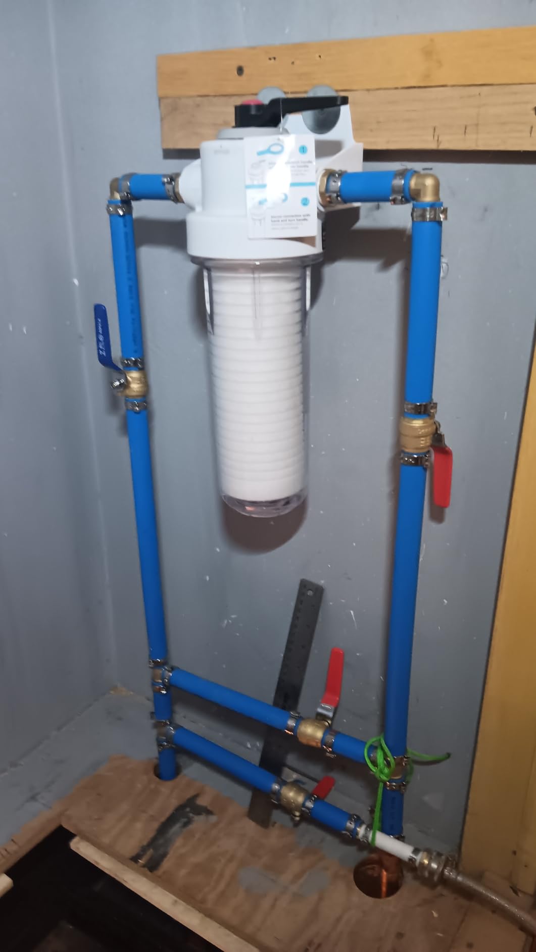 A. O. Smith Whole House Sediment Filter | Valve-in-Head | AO-WH-PREV | NSF-Certified | Protects Appliances, Reduces Sediment | Whole Home Filtration | 3/4