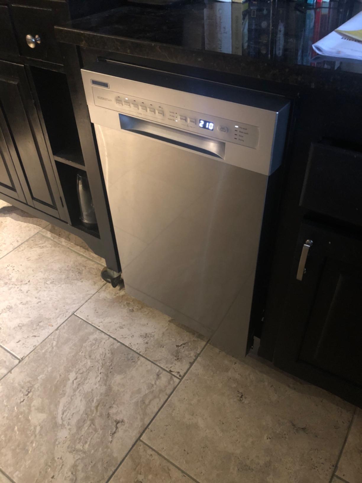 EdgeStar 18 Inch Wide Built-In Dishwasher | Energy Star Rated, 8 Place Settings, 6 Wash Cycles, Slim Design, Digital Display, Heated Dry, Leakage Sensor, Black customer photo 1