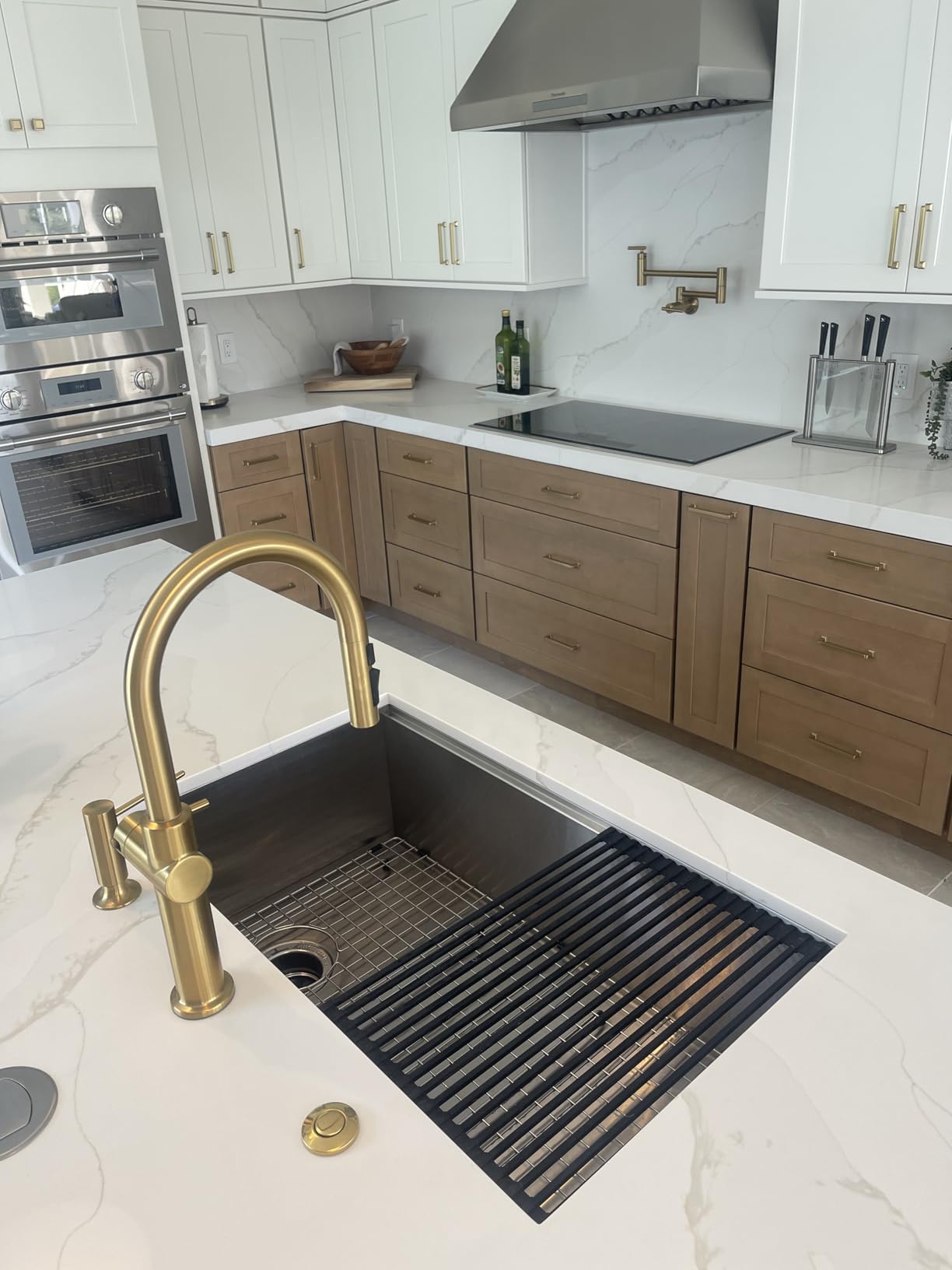 KRAUS Stainless Steel 32 in Undermount Kitchen Sink KWU110-32 | 16-gauge TRU16 steel, integrated ledge for accessories, cutting board and roll-up rack included, NoiseDefend soundproofing customer photo 1