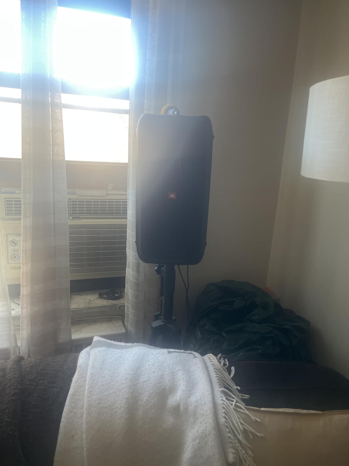 JBL Bags Standard Speaker Stand Set with Adjustable Height and Dual Diameter Pole, Includes (2) Speaker Stands and Carry Bag (JBLSPKSTMASET) customer photo 1