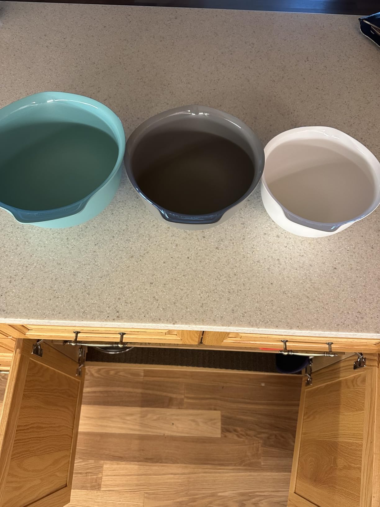 KitchenAid Classic Mixing Bowls, Set of 5, Pistachio customer photo 2