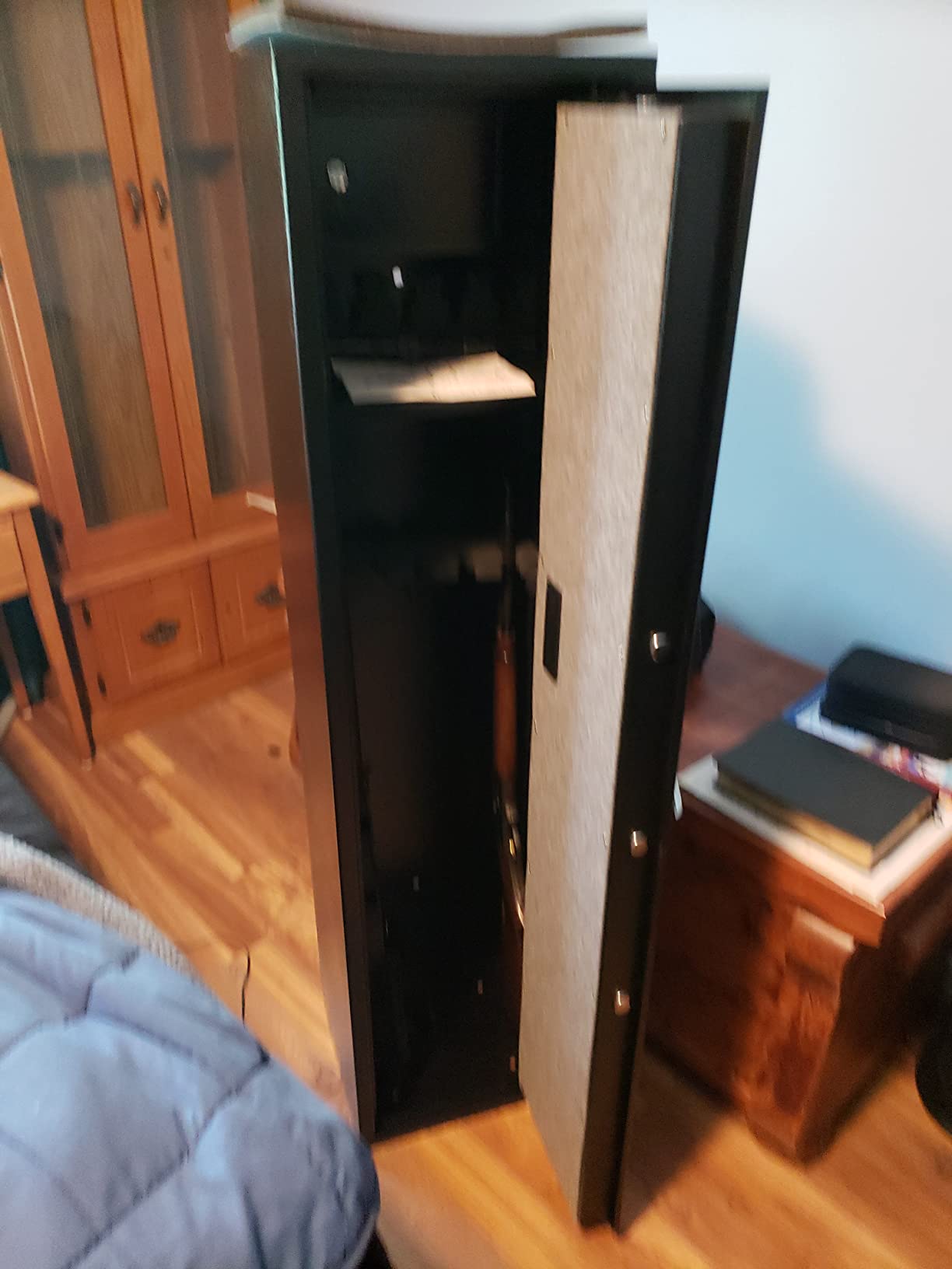 BBRKIN Large Rifle Safe, Long Gun Safe for Rifle Shotgun for Home, Quick Access 5-6 Gun Storage Cabinet with a Handgun Lock Box and a Removable Shelf, Silent Mode(PIN Code Version) customer photo 2