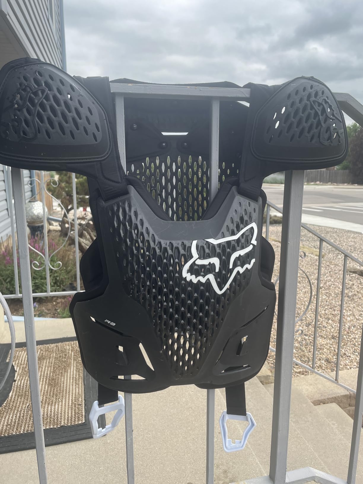 Fox Racing R3 Motocross Dirt Bike Chest Guard customer photo 2