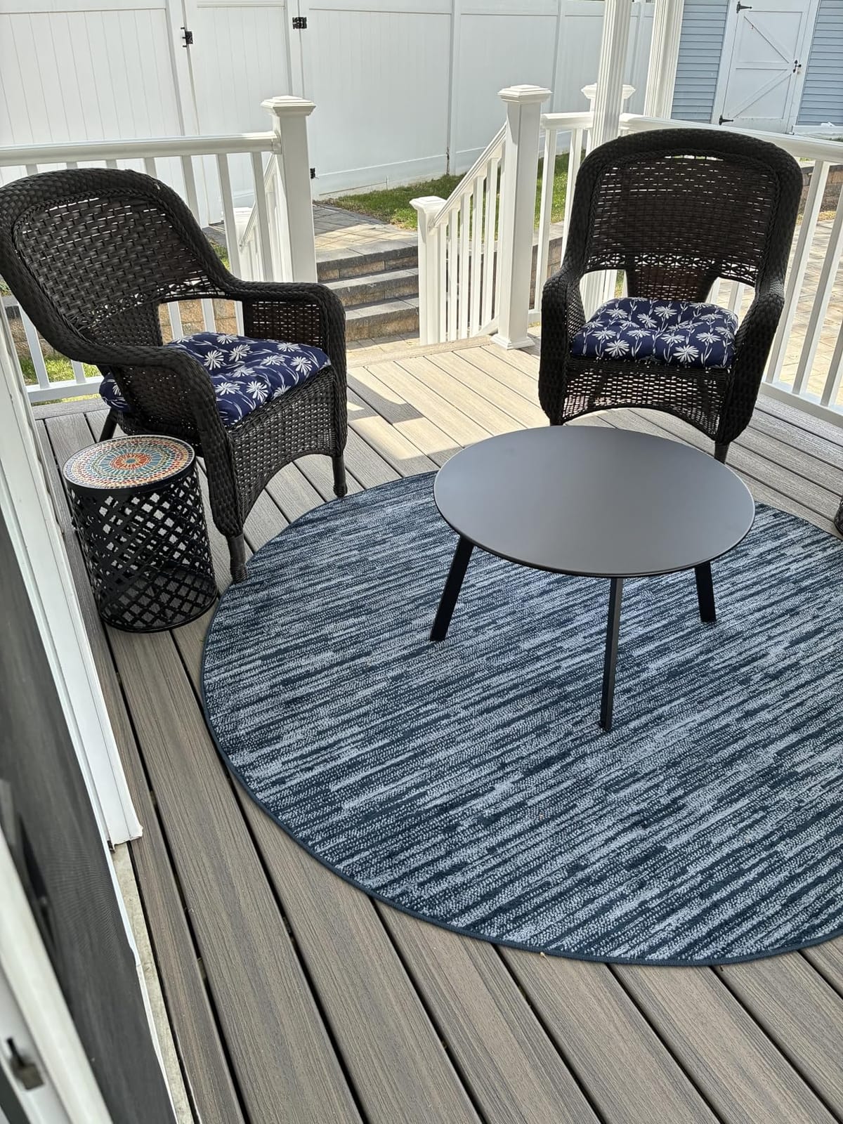 Grand Patio Round Steel Patio Coffee Table, Weather Resistant Outdoor Large Side Table, Black customer photo 1