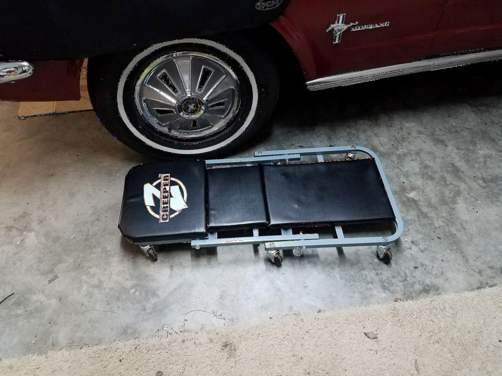 Pro-LifT C-2036DG Black/Green 300 Lbs Mechanic Creeper customer photo 2
