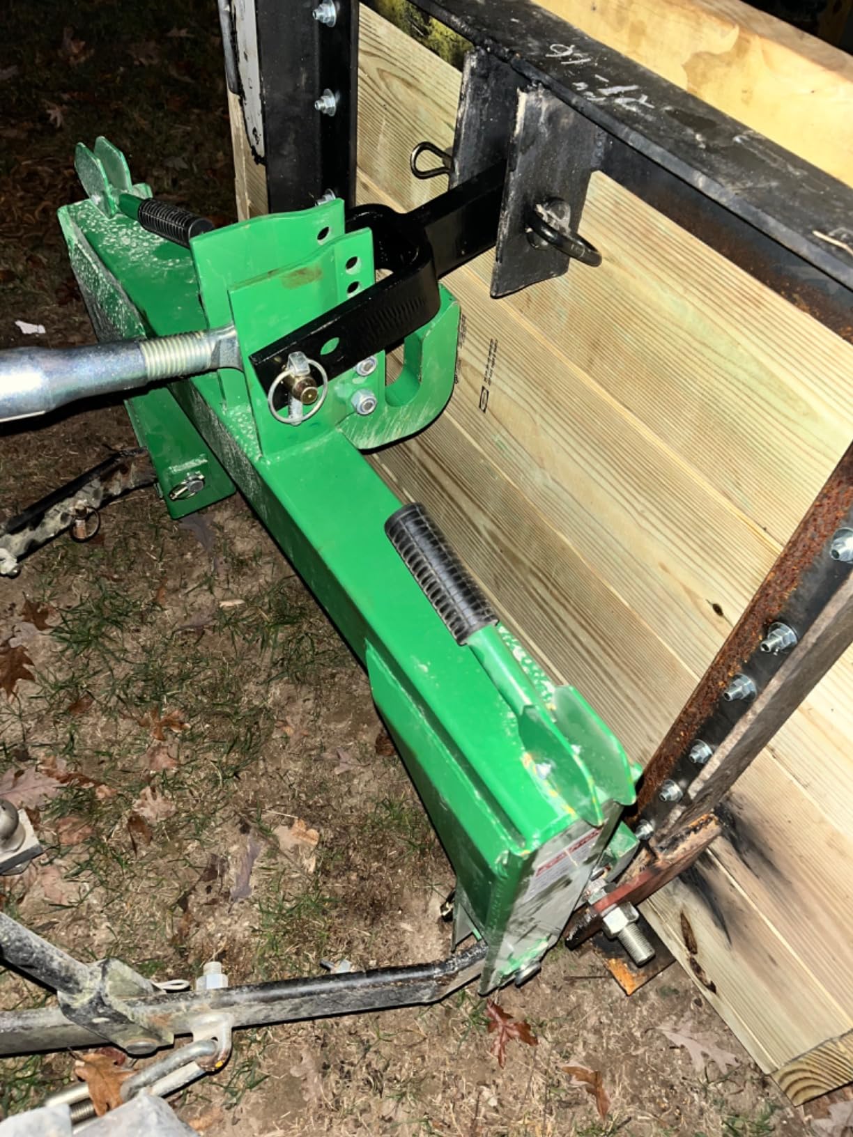 Titan Attachments Green 3 Point Quick Hitch Adaptor to Category 1 Tractors, 3000 LB Lifting Capacity, 27.5