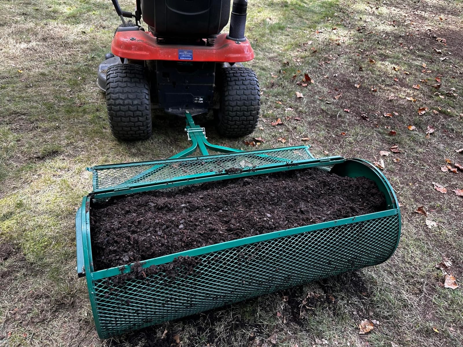 Compost Spreader 24 Inch, Peat Moss & Top Soil Roller - Landzie | Metal Mesh Basket Spreader for Manure Mulch Topdressing, Compact - Push or Tow Lawn & Garden customer photo 2