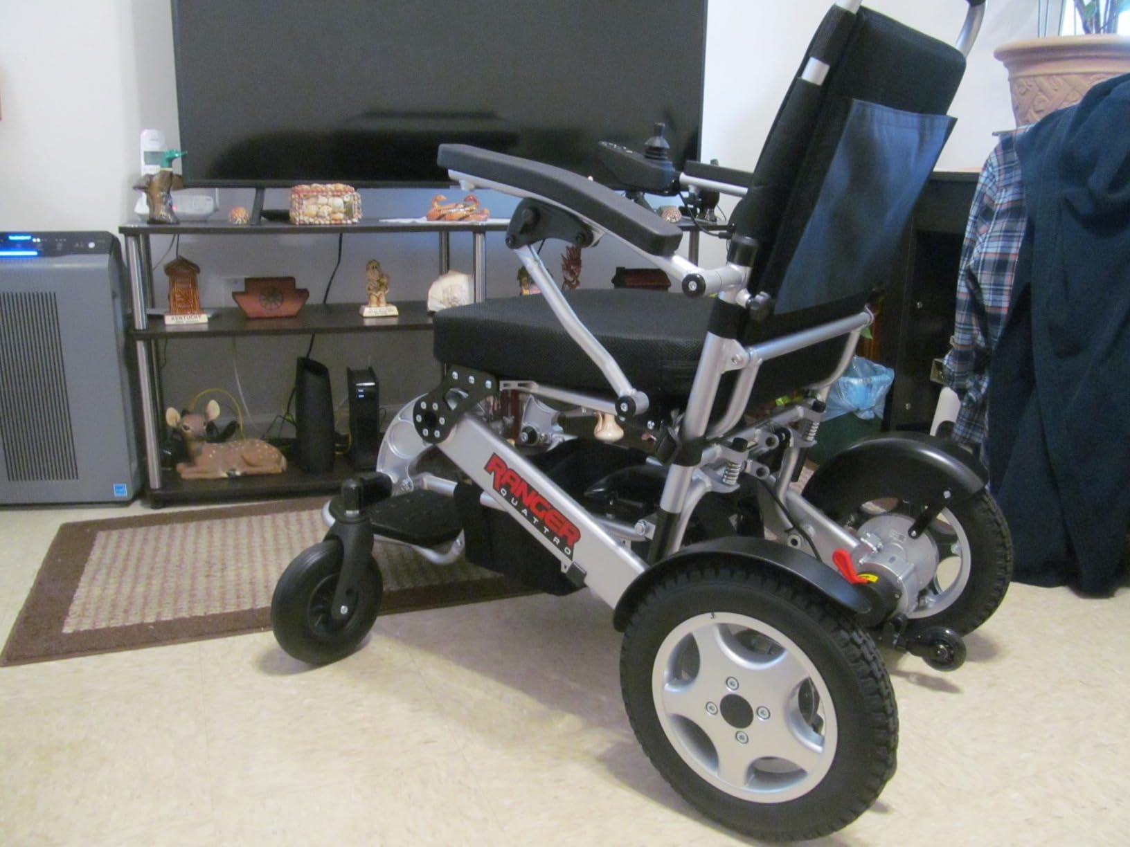 Porto Mobility Ranger Quattro XL 600W Motor Heavy Duty Ultra Exclusive Lightweight Foldable Electric Wheelchair, Weatherproof, Stronger, Longer Range Super Horse Power Dual Motorized All Terrain customer photo 2